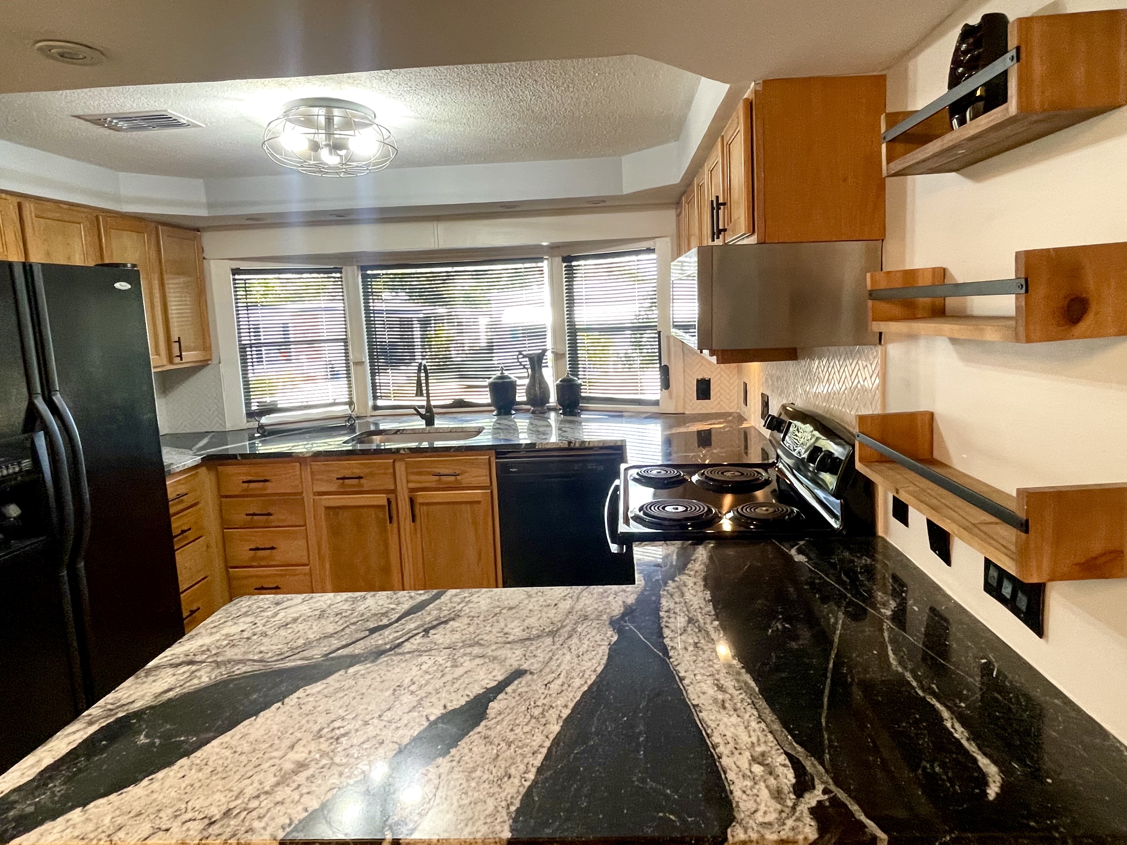 139 Poinciana Drive, Ellenton, Florida 34222, 2 Bedrooms Bedrooms, ,2 BathroomsBathrooms,55-Plus Mobile Home,For Sale,Poinciana Drive,4902