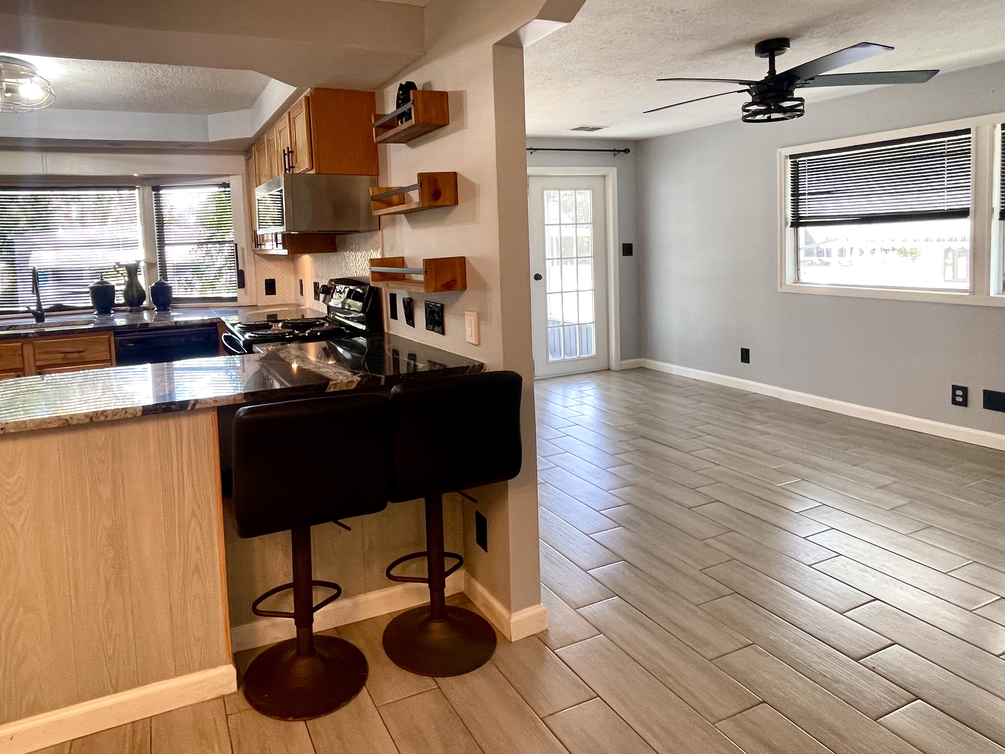 139 Poinciana Drive, Ellenton, Florida 34222, 2 Bedrooms Bedrooms, ,2 BathroomsBathrooms,55-Plus Mobile Home,For Sale,Poinciana Drive,4902