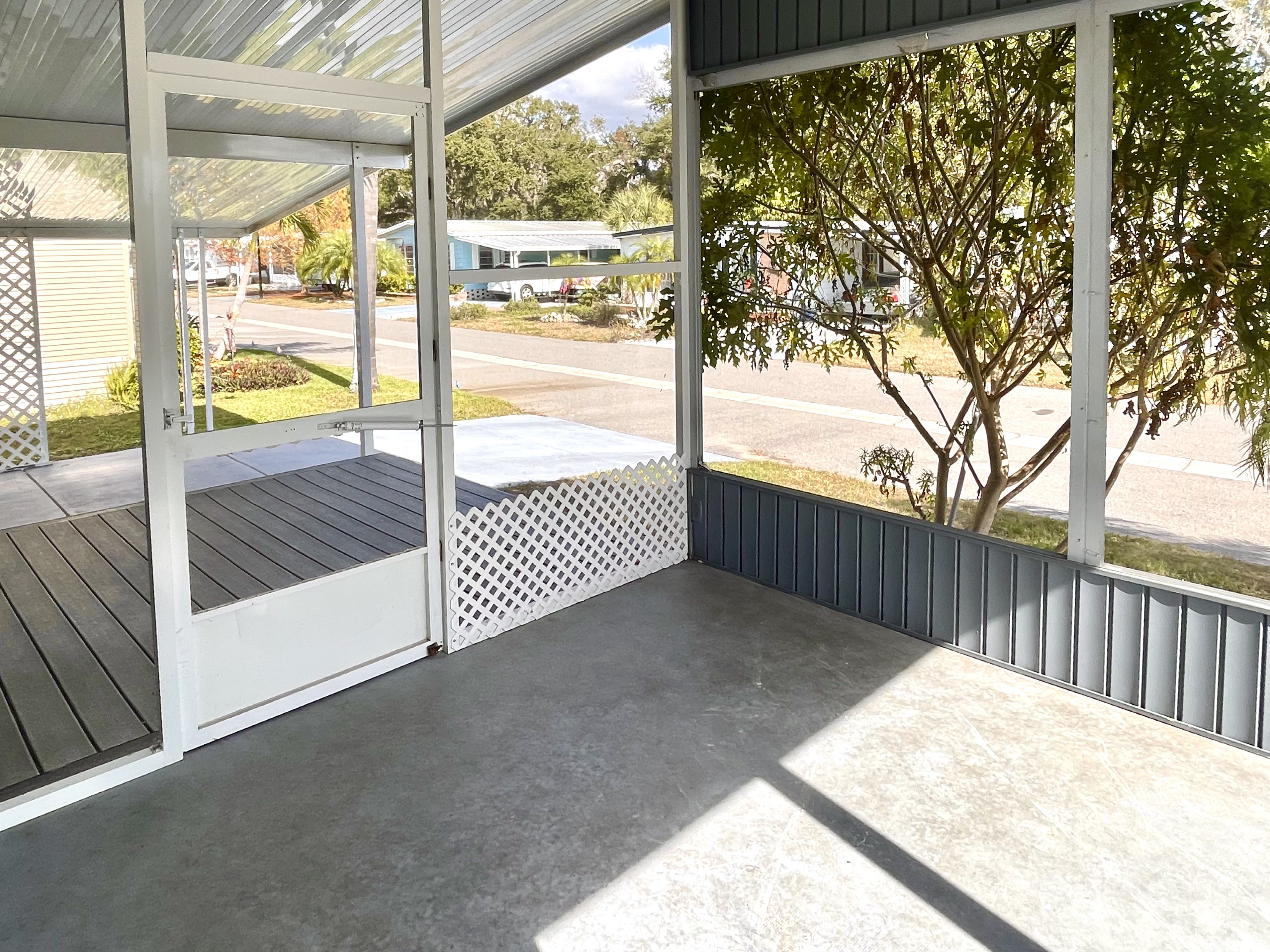 139 Poinciana Drive, Ellenton, Florida 34222, 2 Bedrooms Bedrooms, ,2 BathroomsBathrooms,55-Plus Mobile Home,For Sale,Poinciana Drive,4902