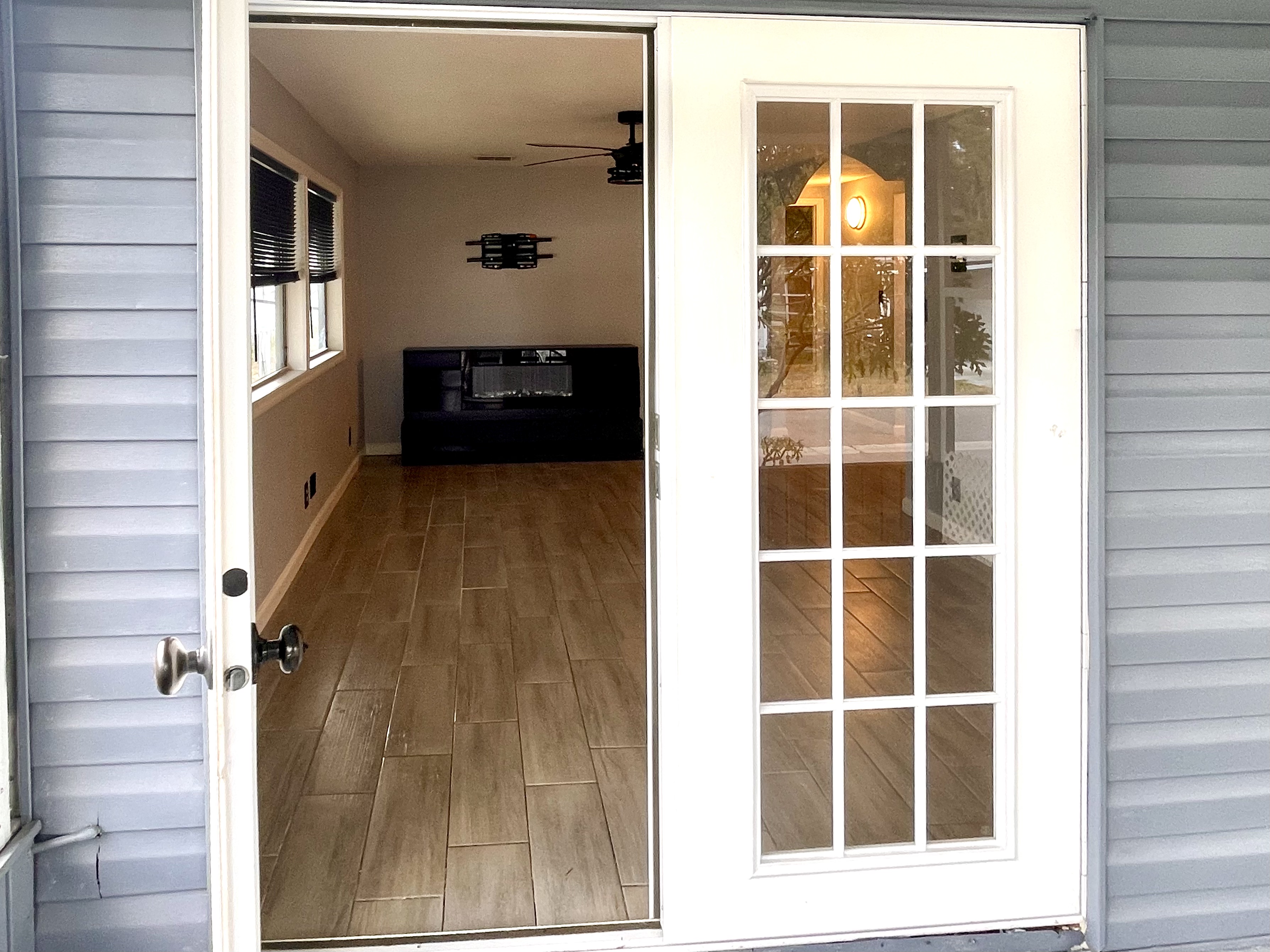 139 Poinciana Drive, Ellenton, Florida 34222, 2 Bedrooms Bedrooms, ,2 BathroomsBathrooms,55-Plus Mobile Home,For Sale,Poinciana Drive,4902