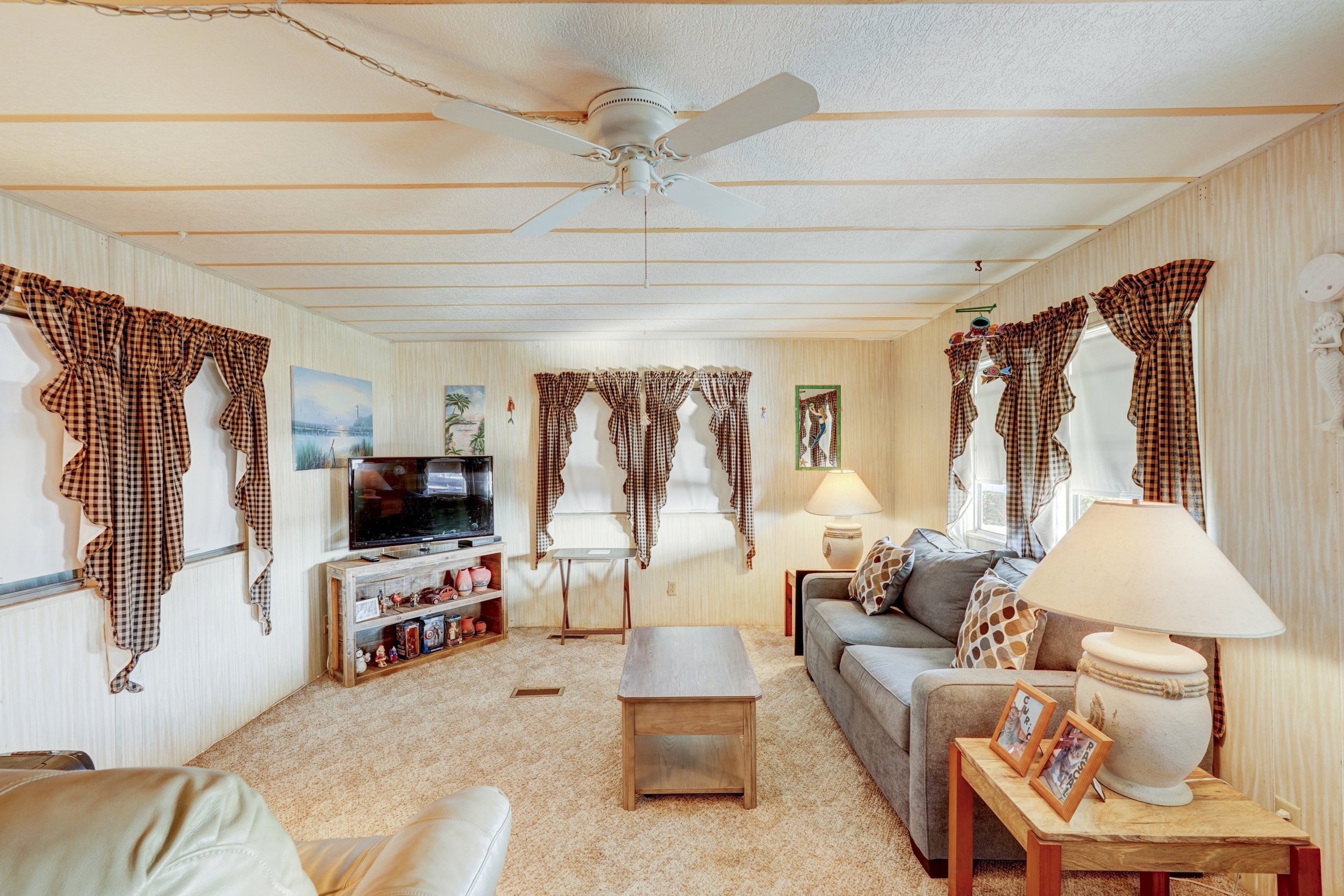 508 44th Ave E, Lot E11, Bradenton, Florida 34203, 2 Bedrooms Bedrooms, ,1 BathroomBathrooms,55-Plus Mobile Home,For Sale,44th Ave E, Lot E11,4904