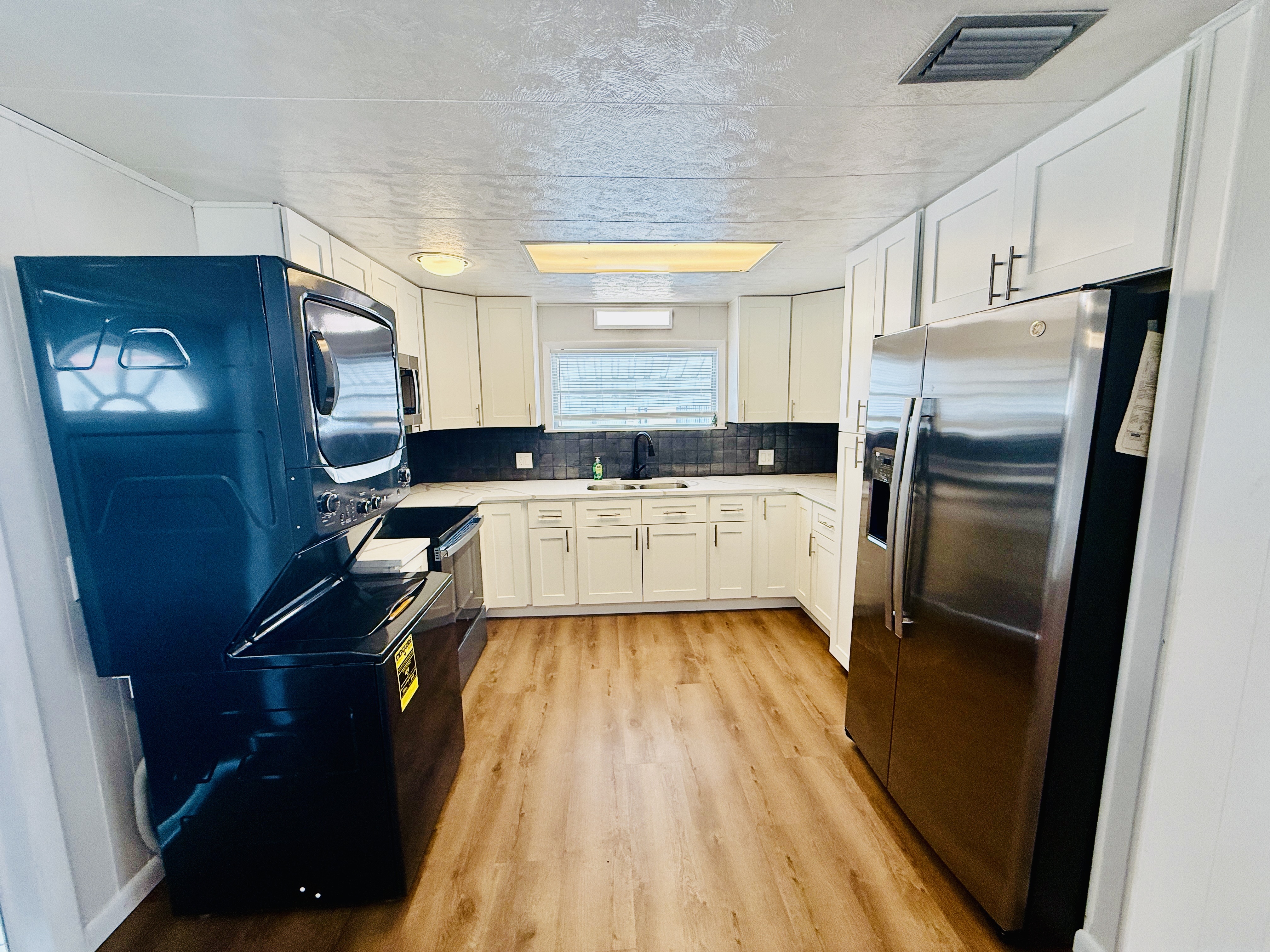 171 Cypress Lane, Largo, Florida 33770, 2 Bedrooms Bedrooms, ,2 BathroomsBathrooms,55-Plus Mobile Home,For Sale,Cypress Lane,4905