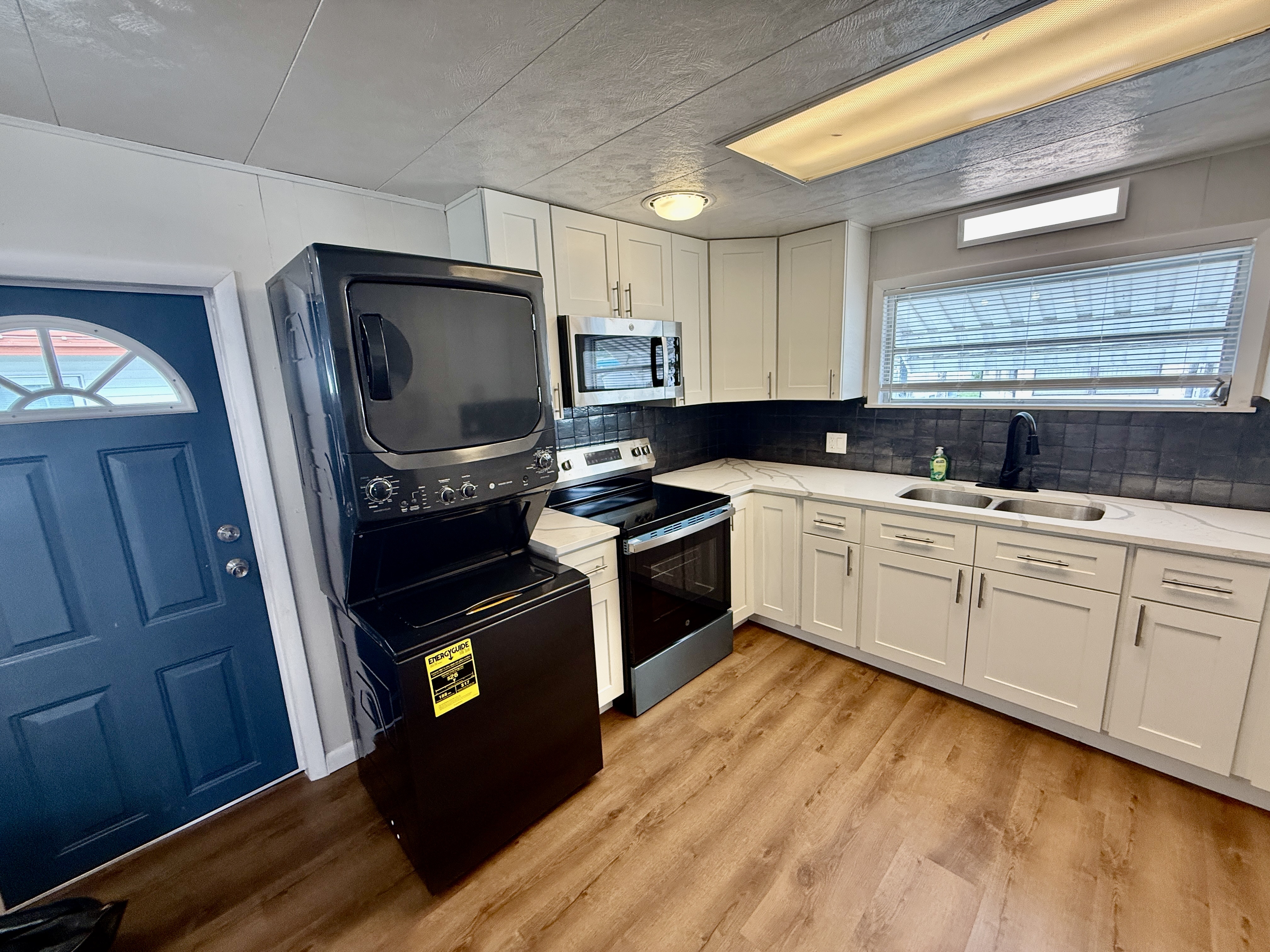 171 Cypress Lane, Largo, Florida 33770, 2 Bedrooms Bedrooms, ,2 BathroomsBathrooms,55-Plus Mobile Home,For Sale,Cypress Lane,4905