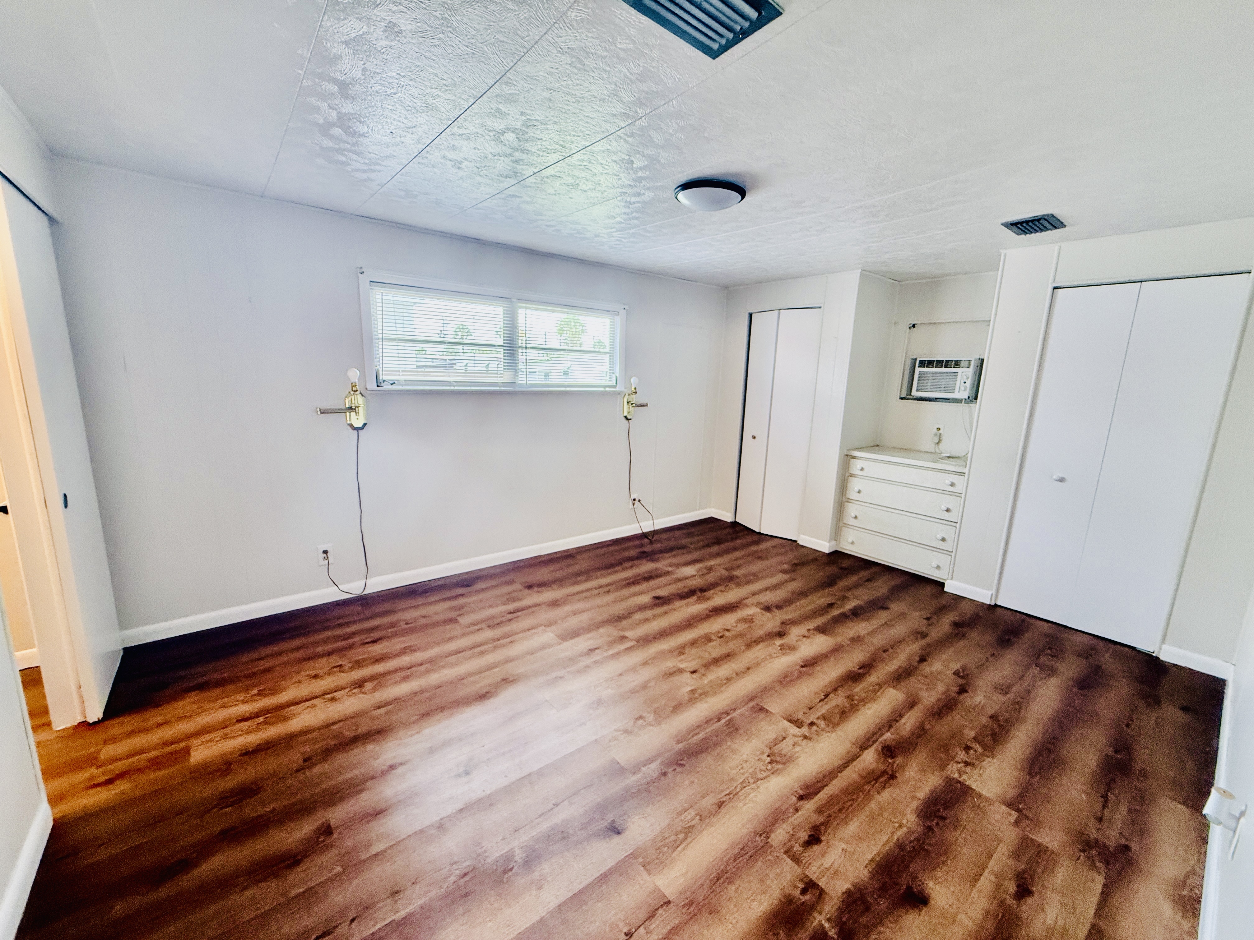 171 Cypress Lane, Largo, Florida 33770, 2 Bedrooms Bedrooms, ,2 BathroomsBathrooms,55-Plus Mobile Home,For Sale,Cypress Lane,4905