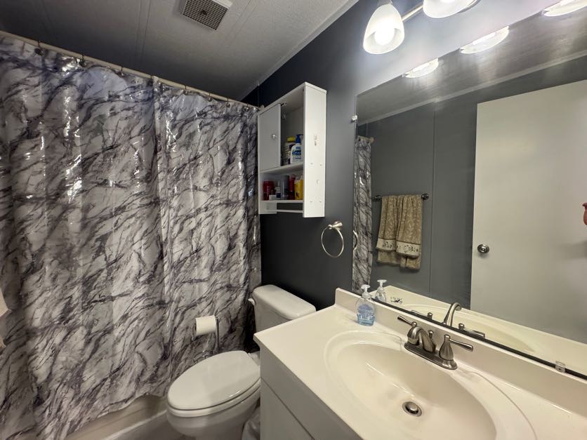 168 Poinciana Dr, Ellenton, Florida 34222, 2 Bedrooms Bedrooms, ,2 BathroomsBathrooms,55-Plus Mobile Home,For Sale,Poinciana Dr,4906