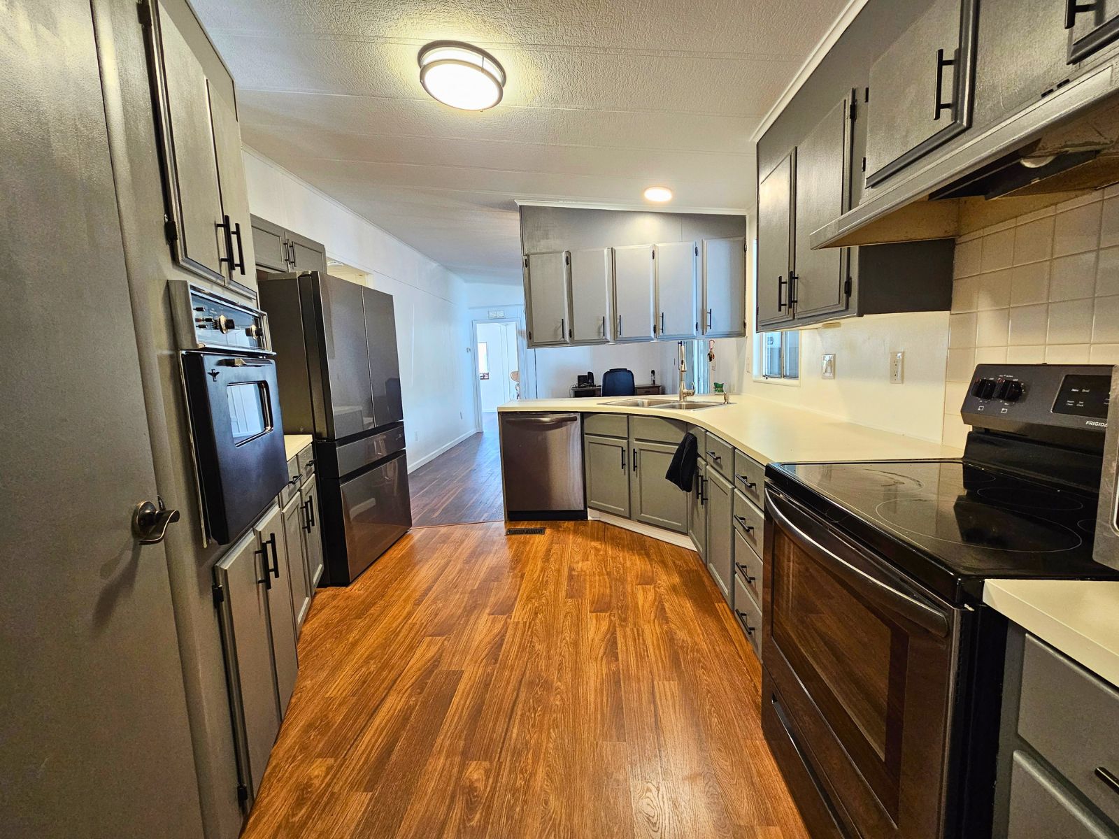 10526 Pleasant Blvd, Riverview, Florida 33569, 2 Bedrooms Bedrooms, ,2 BathroomsBathrooms,55-Plus Mobile Home,For Sale,Pleasant Blvd,4909
