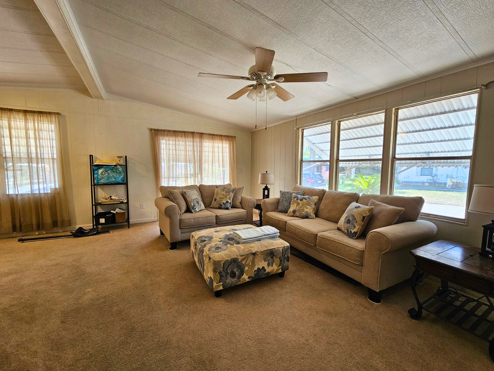 10526 Pleasant Blvd, Riverview, Florida 33569, 2 Bedrooms Bedrooms, ,2 BathroomsBathrooms,55-Plus Mobile Home,For Sale,Pleasant Blvd,4909