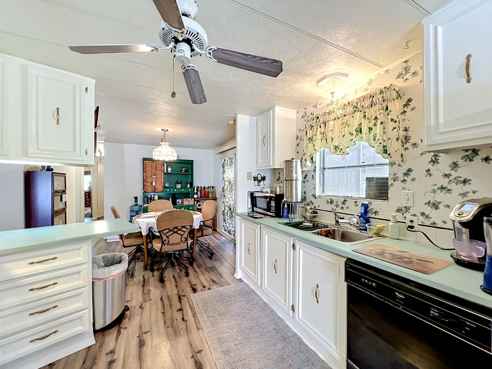 742 Dogwood Drive, Casselberry, Florida 32707, 3 Bedrooms Bedrooms, ,2 BathroomsBathrooms,55-Plus Mobile Home,For Sale,Dogwood Drive,4910