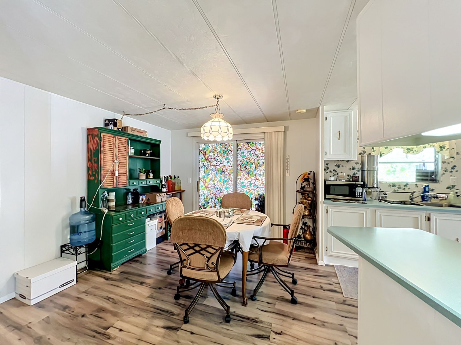742 Dogwood Drive, Casselberry, Florida 32707, 3 Bedrooms Bedrooms, ,2 BathroomsBathrooms,55-Plus Mobile Home,For Sale,Dogwood Drive,4910