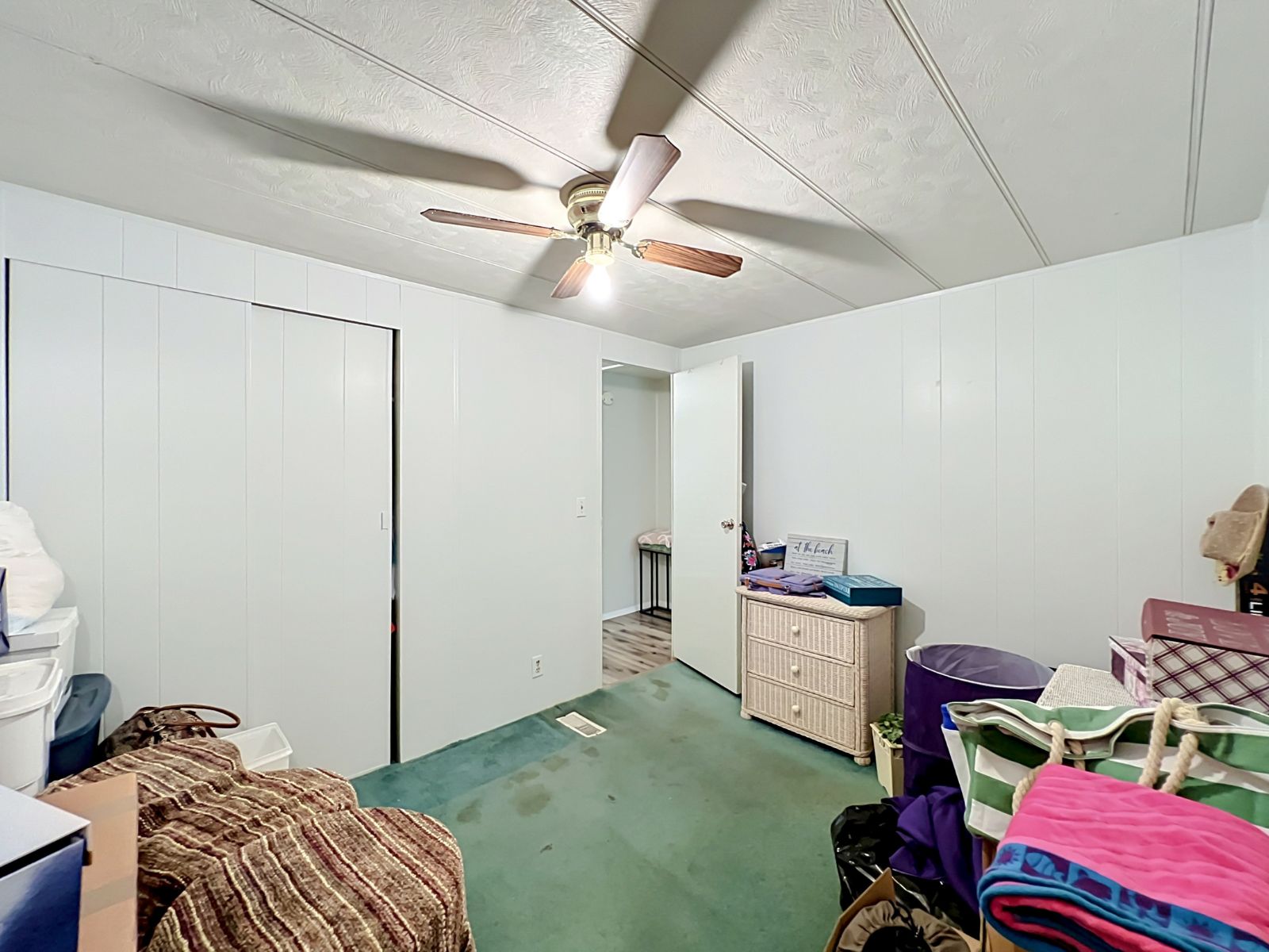 742 Dogwood Drive, Casselberry, Florida 32707, 3 Bedrooms Bedrooms, ,2 BathroomsBathrooms,55-Plus Mobile Home,For Sale,Dogwood Drive,4910