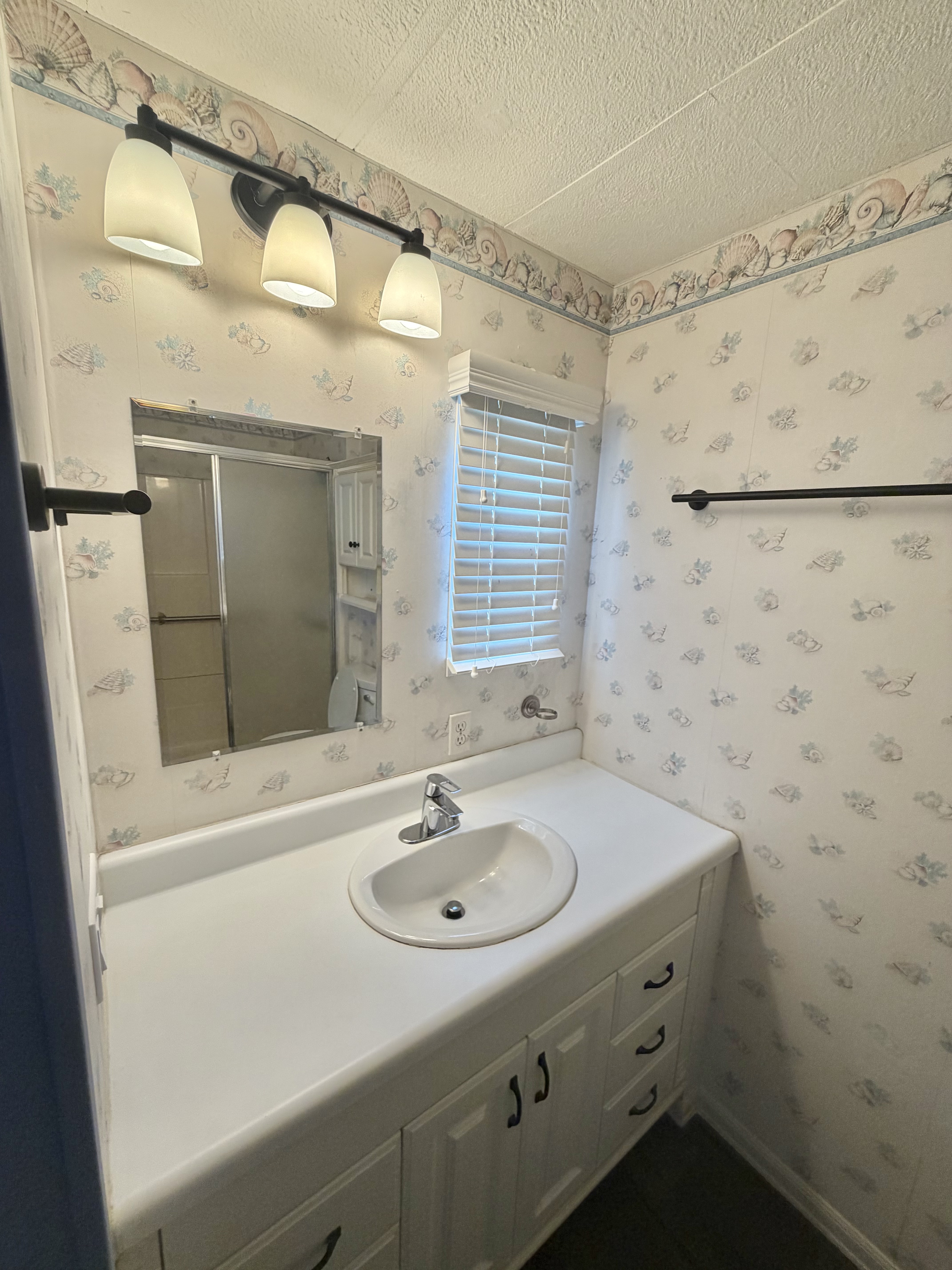 751 10th St E, Lot 200, Palmetto, Florida 34221, 2 Bedrooms Bedrooms, ,2 BathroomsBathrooms,55-Plus Mobile Home,For Sale,10th St E, Lot 200,4912