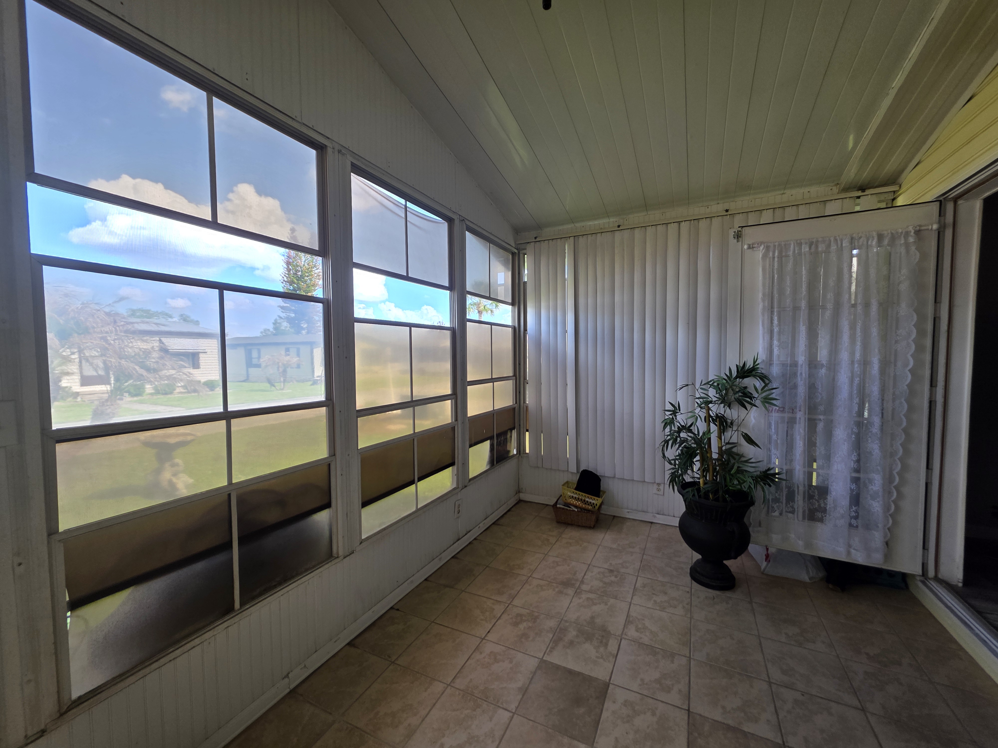 5130 ABC Rd, Lot 14, Lake Wales, Florida 33859, 2 Bedrooms Bedrooms, ,2 BathroomsBathrooms,55-Plus Mobile Home,For Sale,ABC Rd, Lot 14,4913