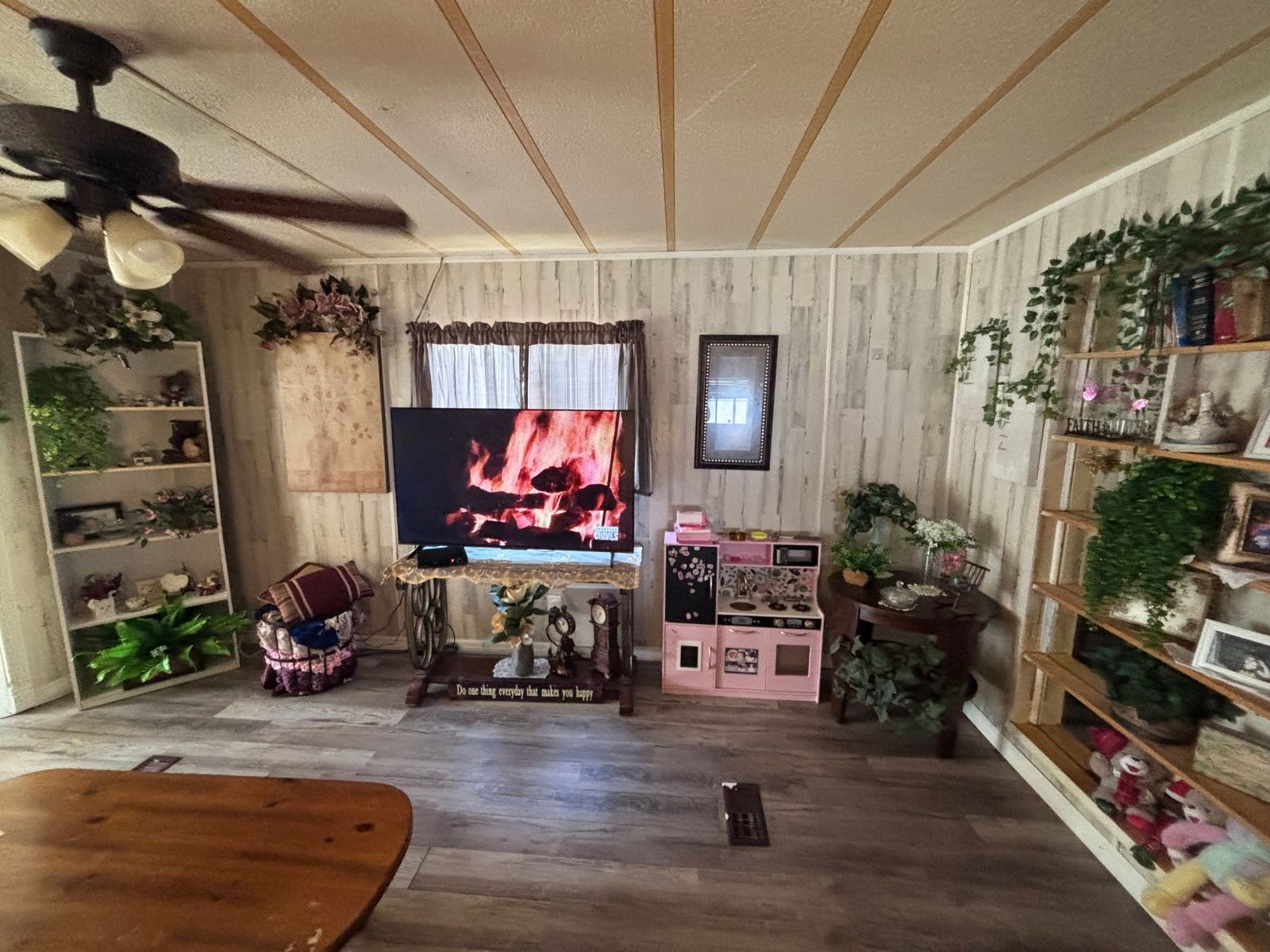 130 Danny Drive, Valrico, Florida 33594, 2 Bedrooms Bedrooms, ,2 BathroomsBathrooms,55-Plus Mobile Home,For Sale,Danny Drive,4921