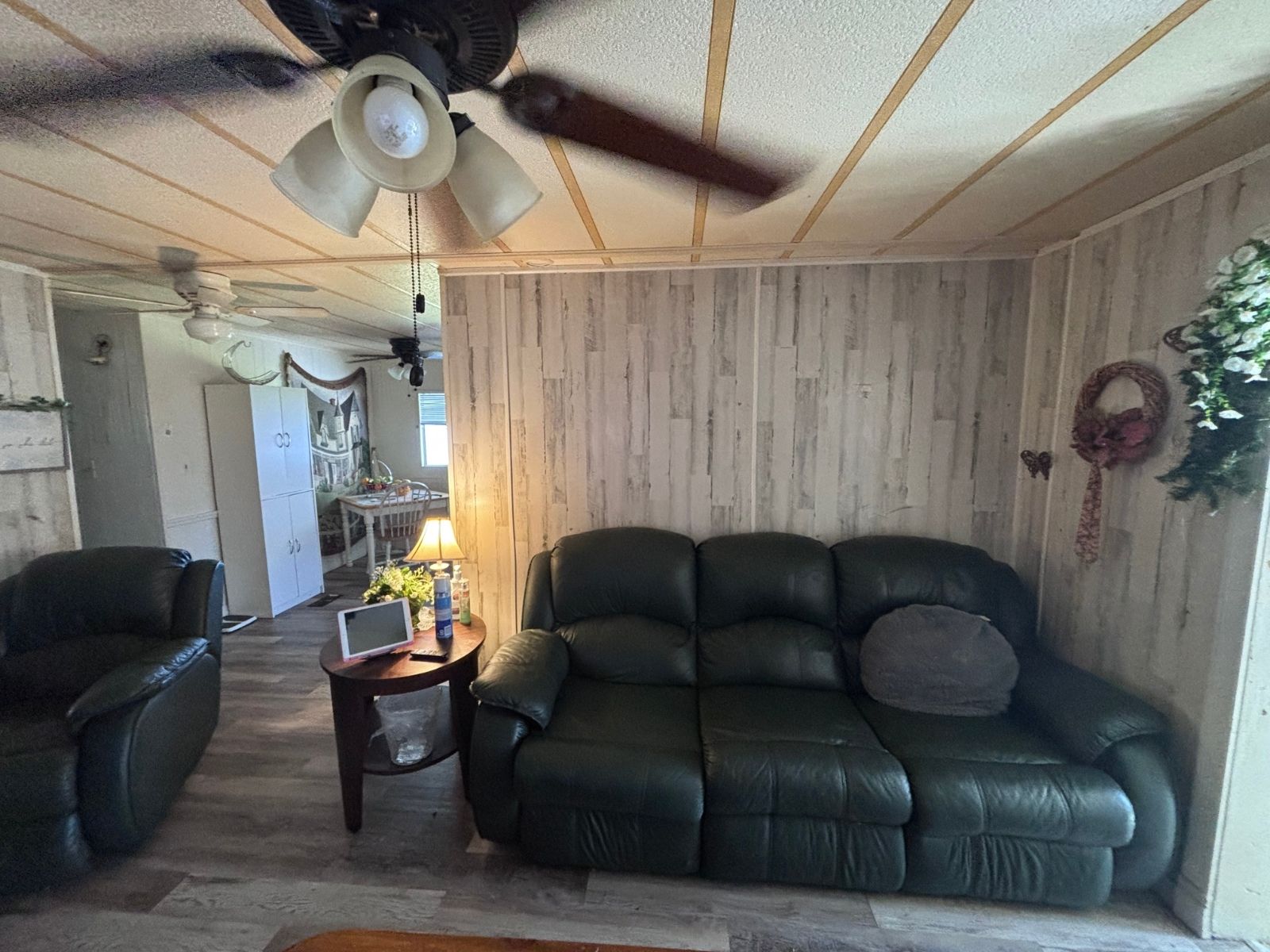 130 Danny Drive, Valrico, Florida 33594, 2 Bedrooms Bedrooms, ,2 BathroomsBathrooms,55-Plus Mobile Home,For Sale,Danny Drive,4921