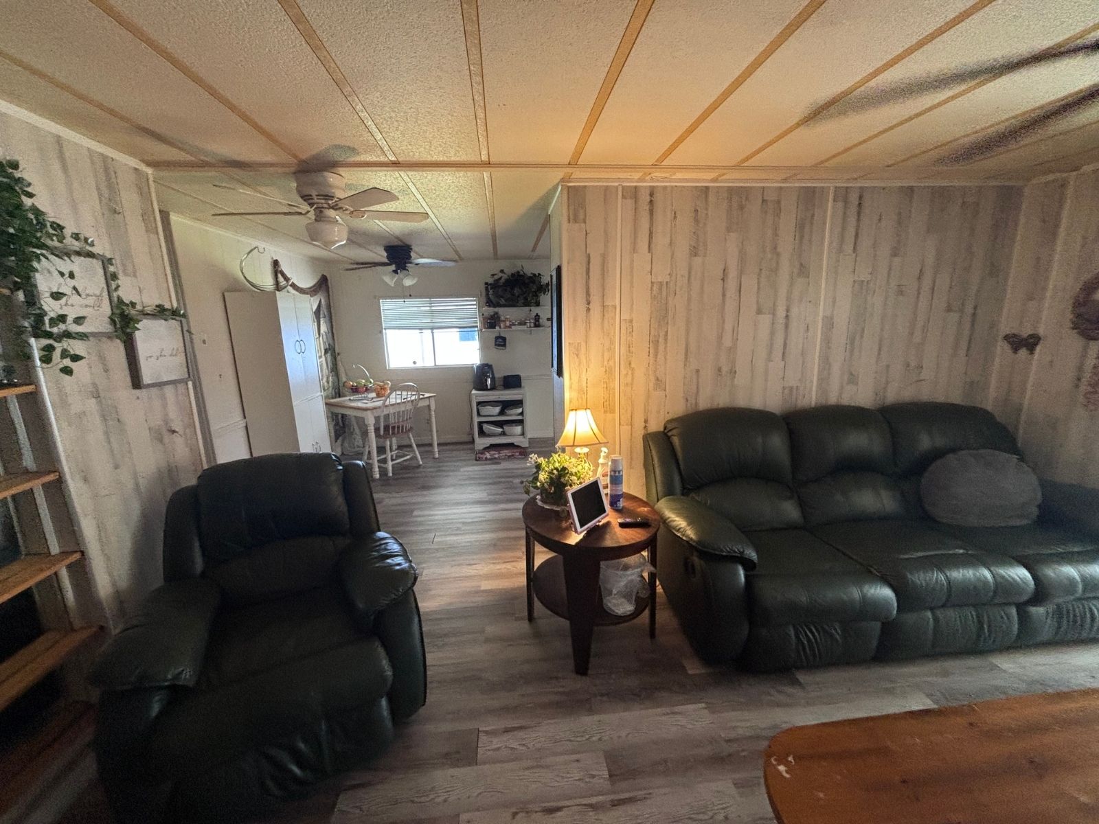 130 Danny Drive, Valrico, Florida 33594, 2 Bedrooms Bedrooms, ,2 BathroomsBathrooms,55-Plus Mobile Home,For Sale,Danny Drive,4921