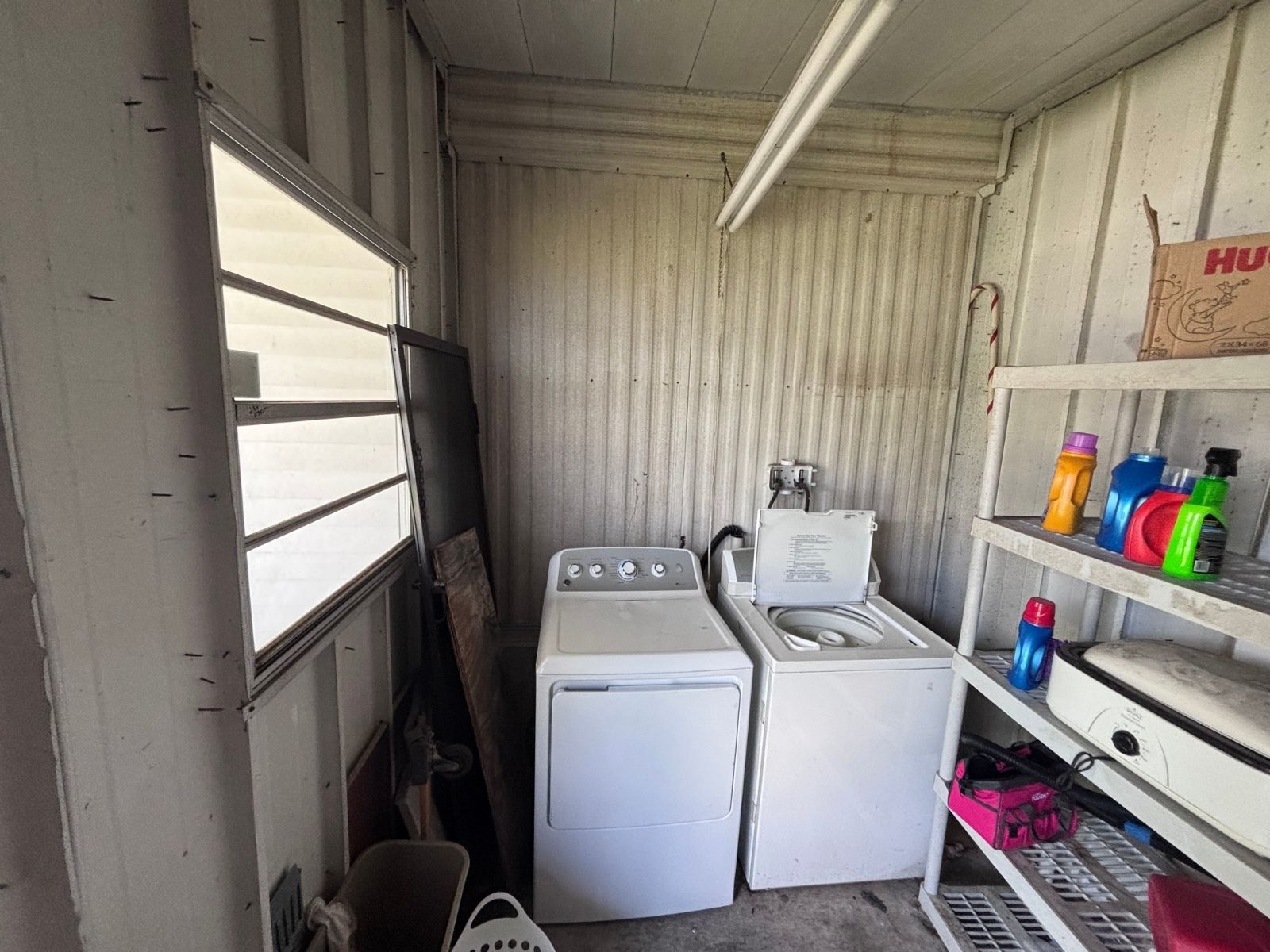 130 Danny Drive, Valrico, Florida 33594, 2 Bedrooms Bedrooms, ,2 BathroomsBathrooms,55-Plus Mobile Home,For Sale,Danny Drive,4921