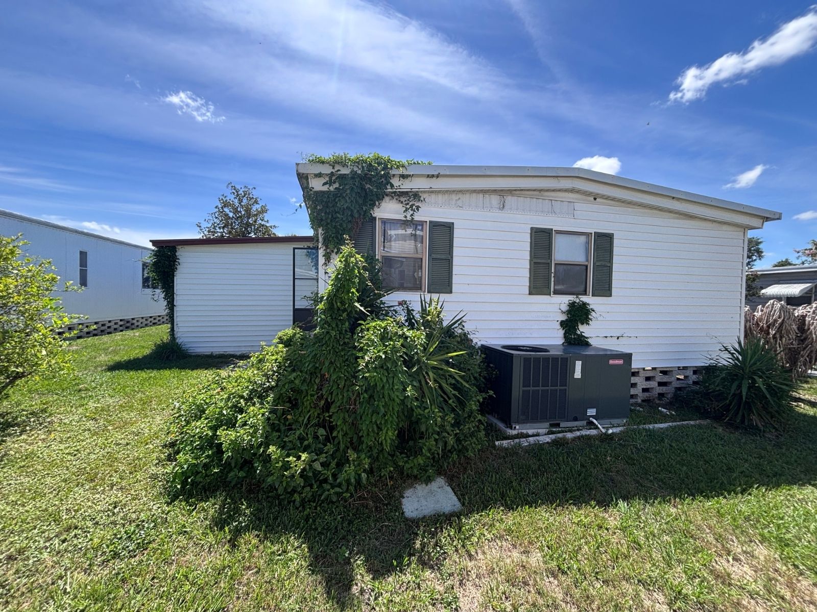 130 Danny Drive, Valrico, Florida 33594, 2 Bedrooms Bedrooms, ,2 BathroomsBathrooms,55-Plus Mobile Home,For Sale,Danny Drive,4921