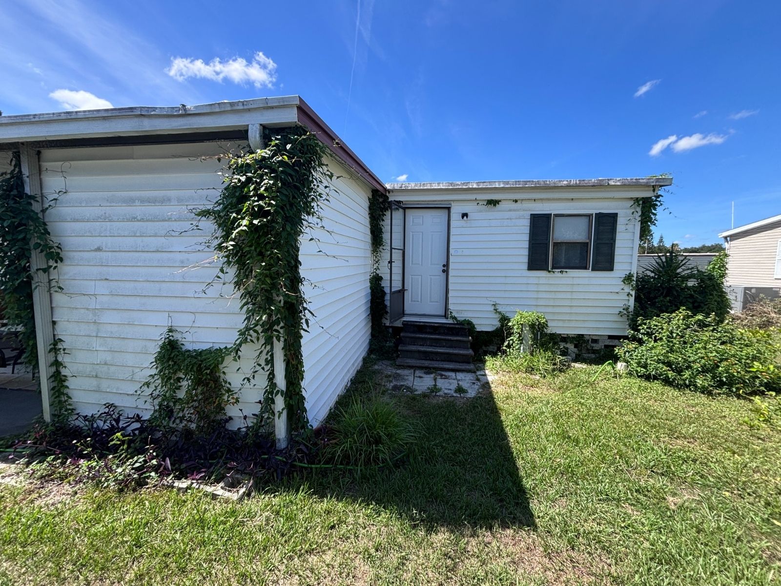 130 Danny Drive, Valrico, Florida 33594, 2 Bedrooms Bedrooms, ,2 BathroomsBathrooms,55-Plus Mobile Home,For Sale,Danny Drive,4921