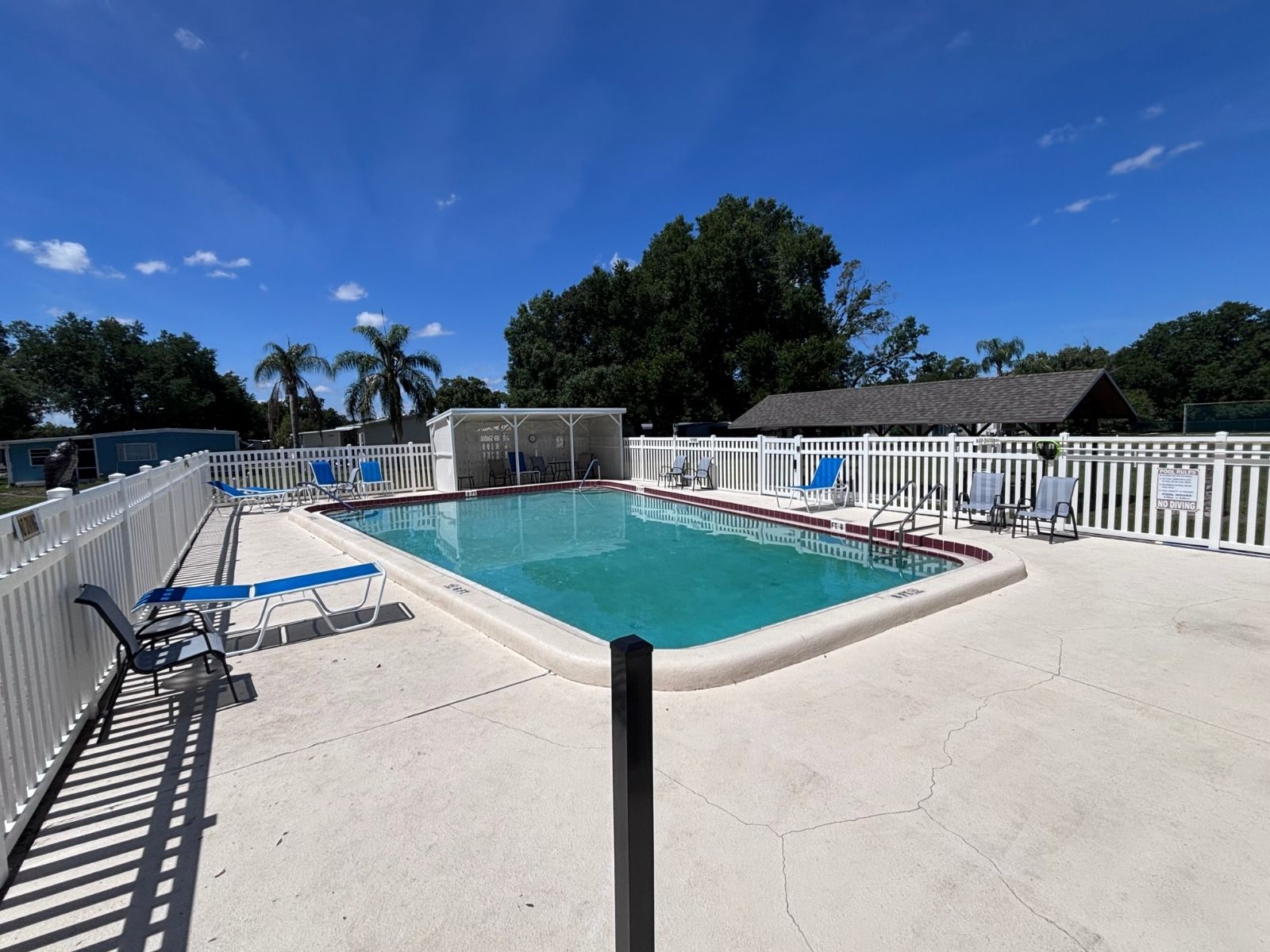 130 Danny Drive, Valrico, Florida 33594, 2 Bedrooms Bedrooms, ,2 BathroomsBathrooms,55-Plus Mobile Home,For Sale,Danny Drive,4921