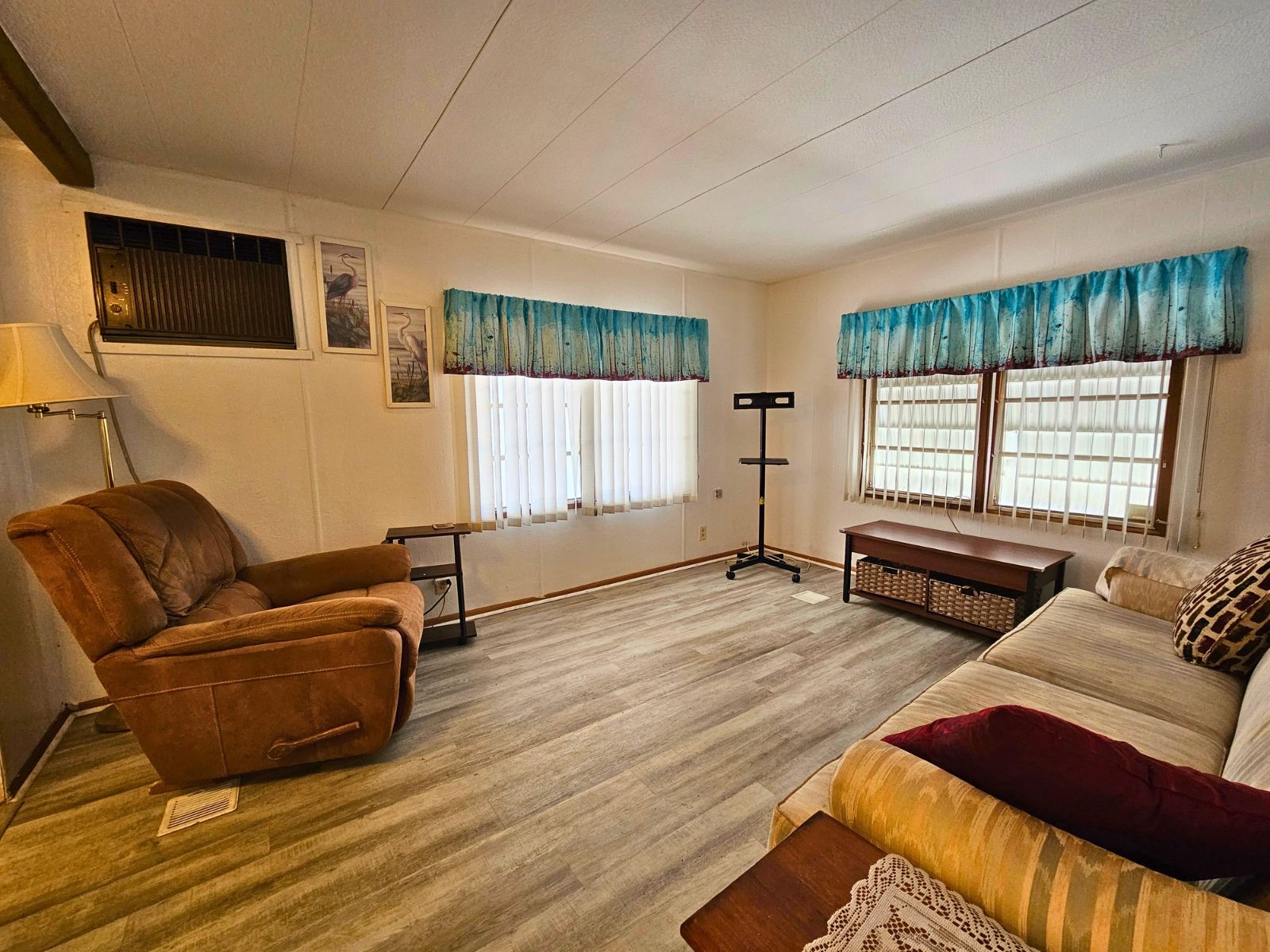 5110 14th St W, Lot 51, Bradenton, Florida 34207, 2 Bedrooms Bedrooms, ,1 BathroomBathrooms,55-Plus Mobile Home,For Sale,14th St W, Lot 51,4923