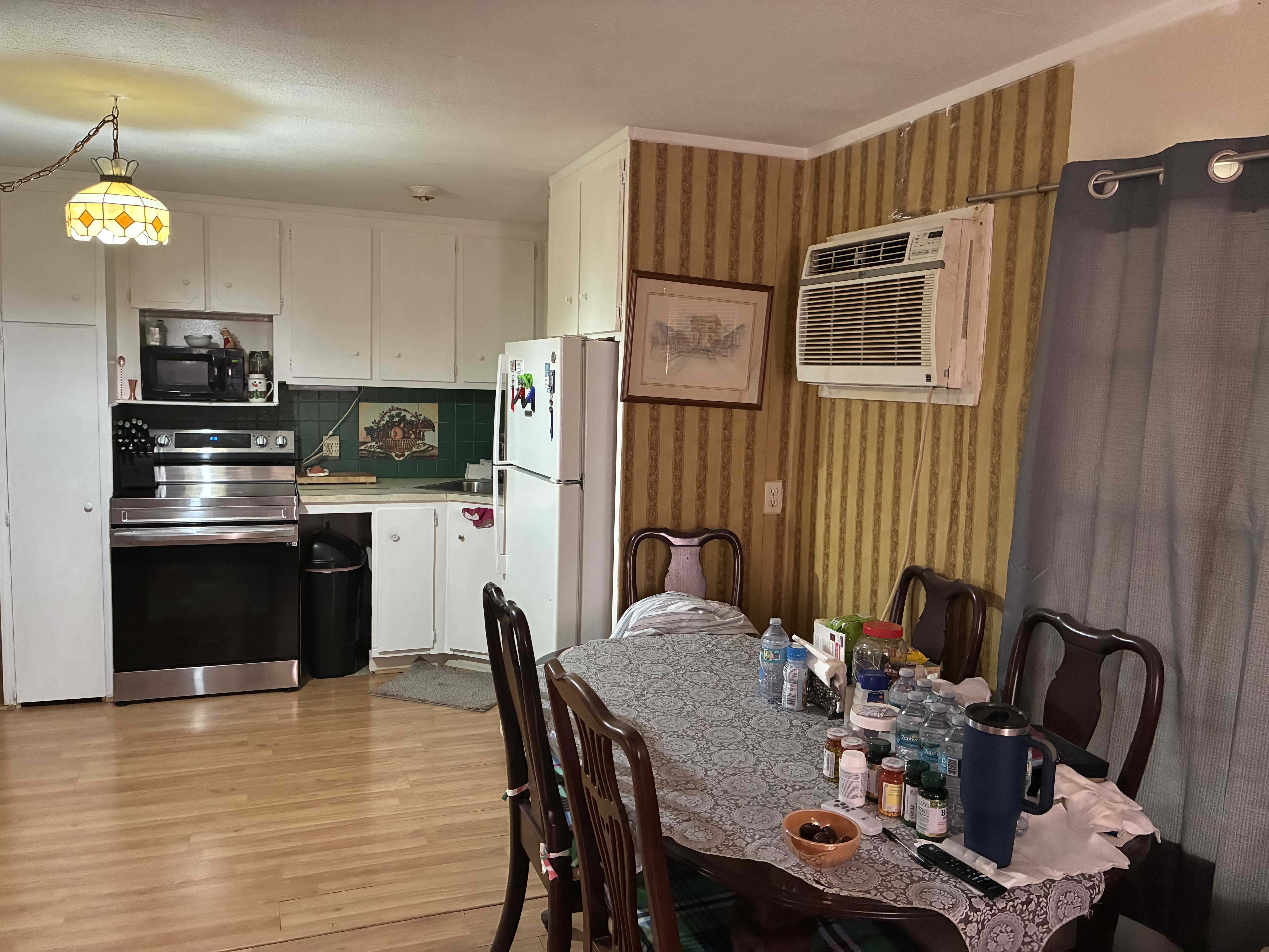 5757 66th St N, Lot 171, St Petersburg, Florida 33709, 3 Bedrooms Bedrooms, ,2 BathroomsBathrooms,55-Plus Mobile Home,For Sale,66th St N, Lot 171,4928