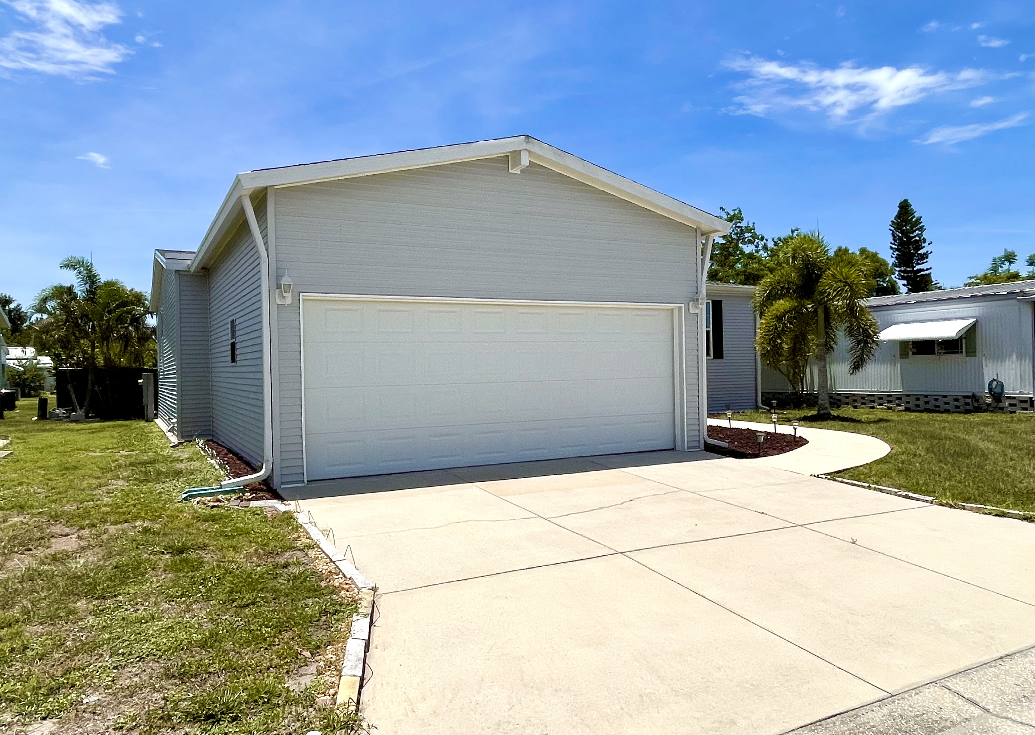 477 Sunset Circle S, Ellenton, Florida 34222, 1 Bedroom Bedrooms, ,2 BathroomsBathrooms,55-Plus Mobile Home,For Sale,Sunset Circle S,4929