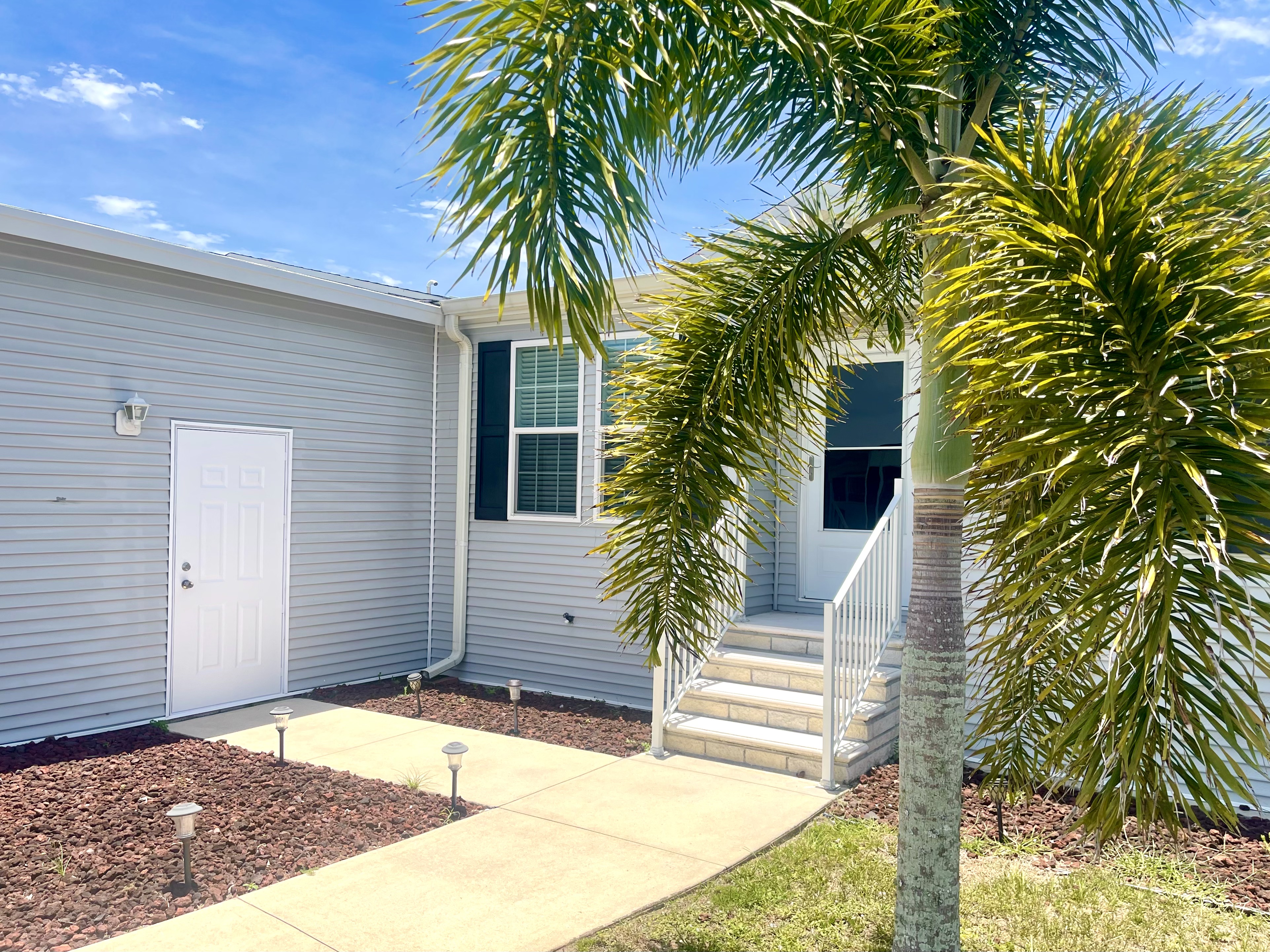 477 Sunset Circle S, Ellenton, Florida 34222, 1 Bedroom Bedrooms, ,2 BathroomsBathrooms,55-Plus Mobile Home,For Sale,Sunset Circle S,4929