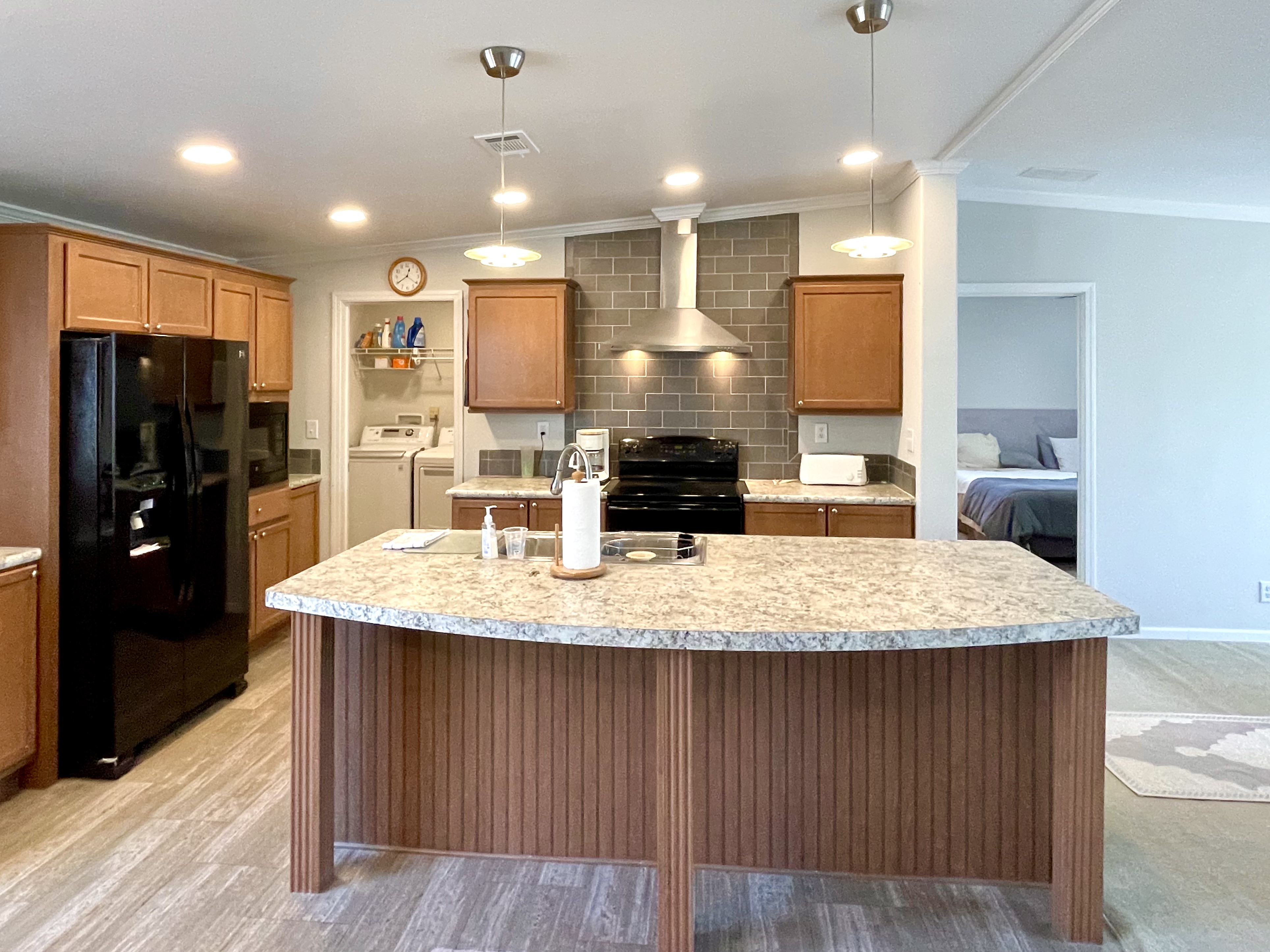 477 Sunset Circle S, Ellenton, Florida 34222, 1 Bedroom Bedrooms, ,2 BathroomsBathrooms,55-Plus Mobile Home,For Sale,Sunset Circle S,4929