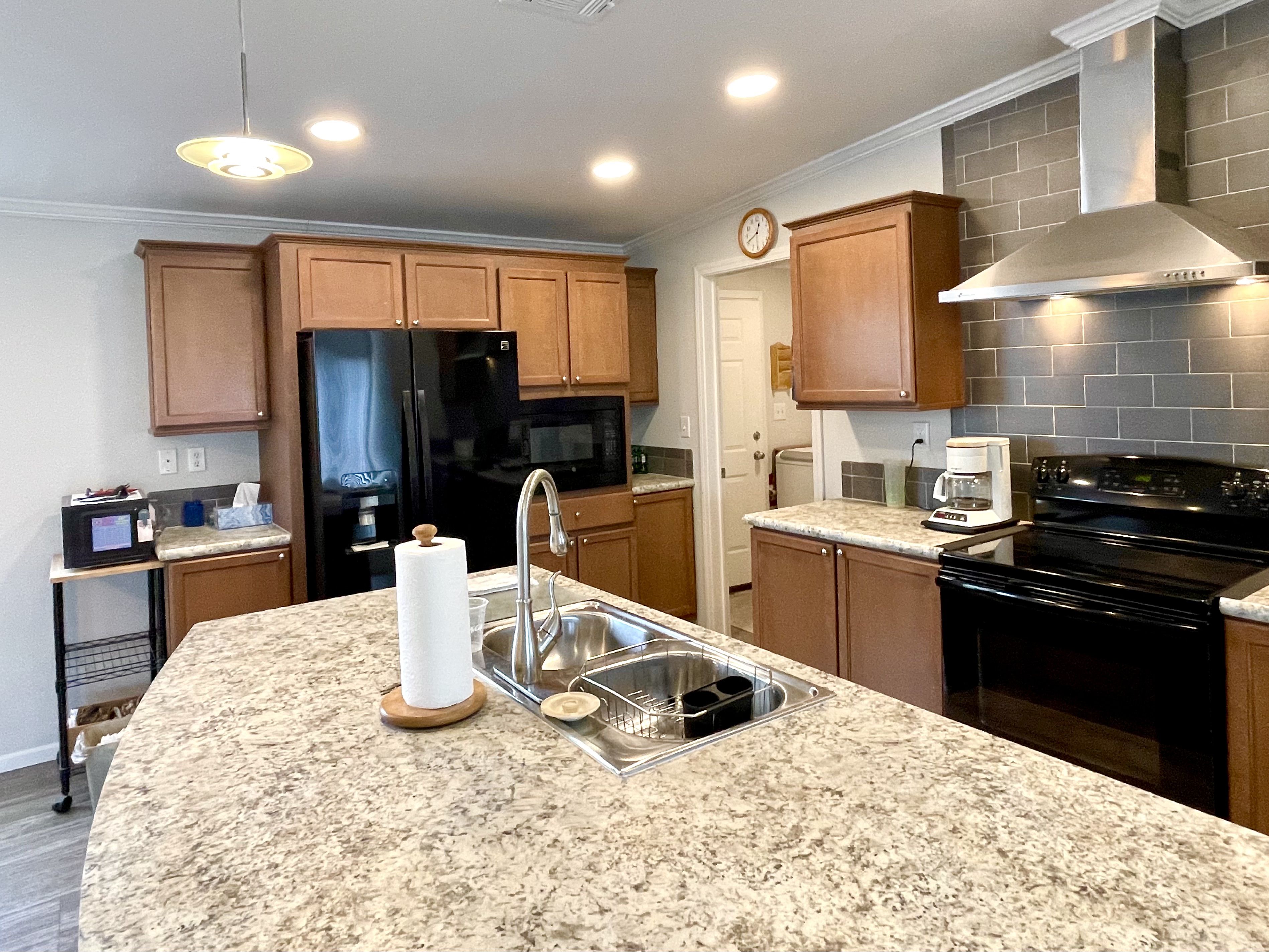 477 Sunset Circle S, Ellenton, Florida 34222, 1 Bedroom Bedrooms, ,2 BathroomsBathrooms,55-Plus Mobile Home,For Sale,Sunset Circle S,4929