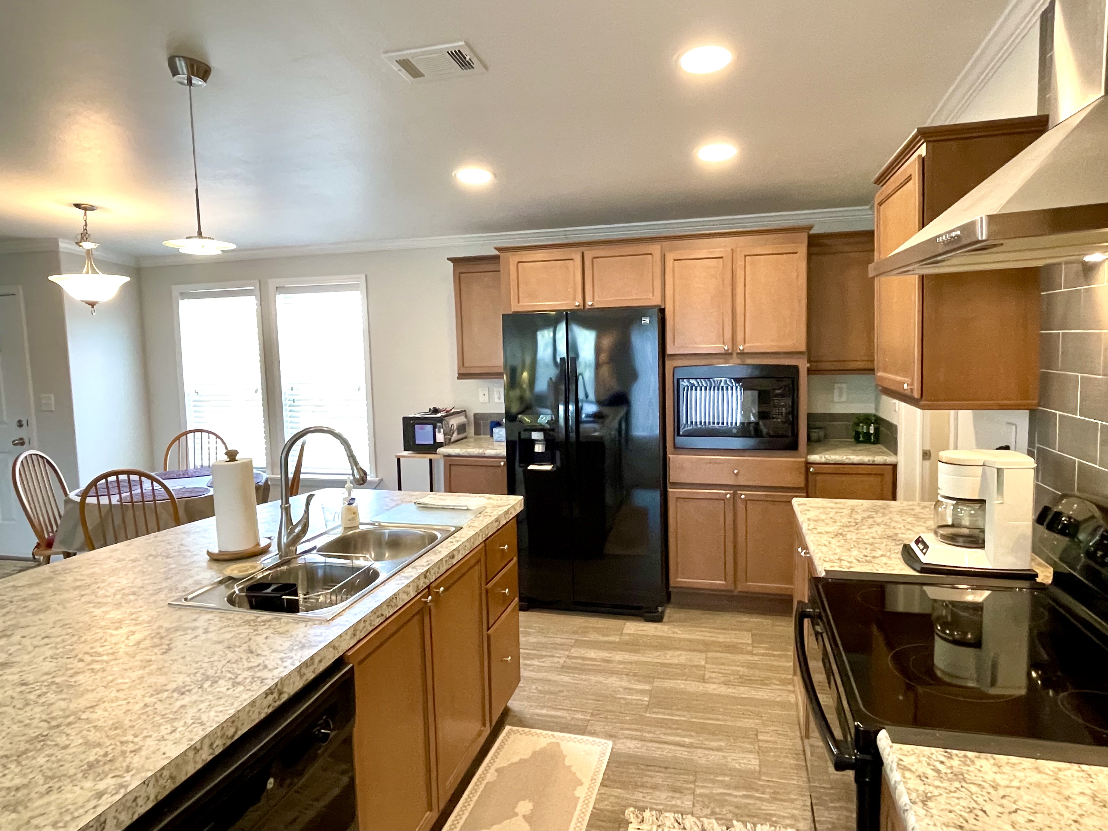 477 Sunset Circle S, Ellenton, Florida 34222, 1 Bedroom Bedrooms, ,2 BathroomsBathrooms,55-Plus Mobile Home,For Sale,Sunset Circle S,4929