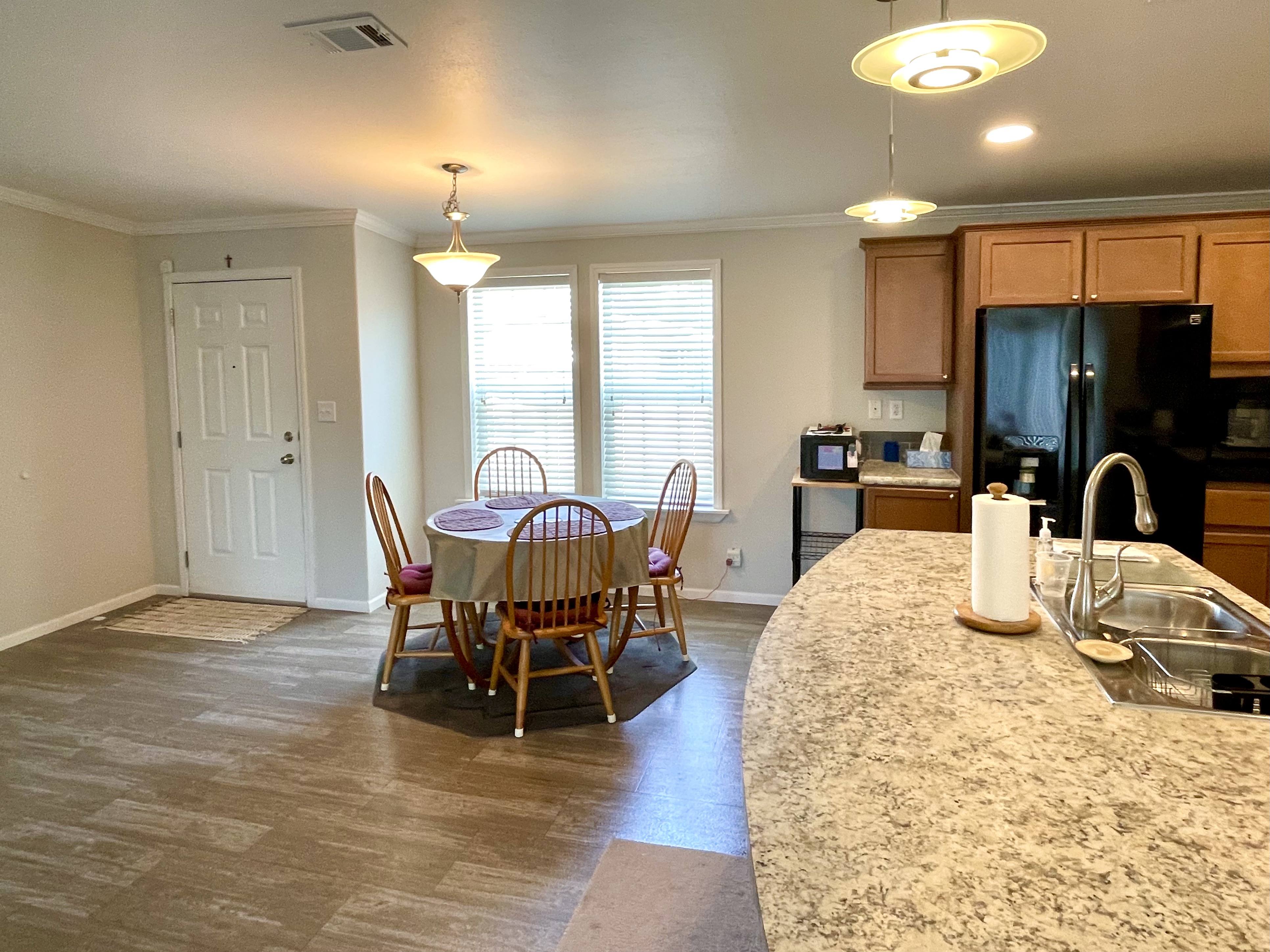 477 Sunset Circle S, Ellenton, Florida 34222, 1 Bedroom Bedrooms, ,2 BathroomsBathrooms,55-Plus Mobile Home,For Sale,Sunset Circle S,4929