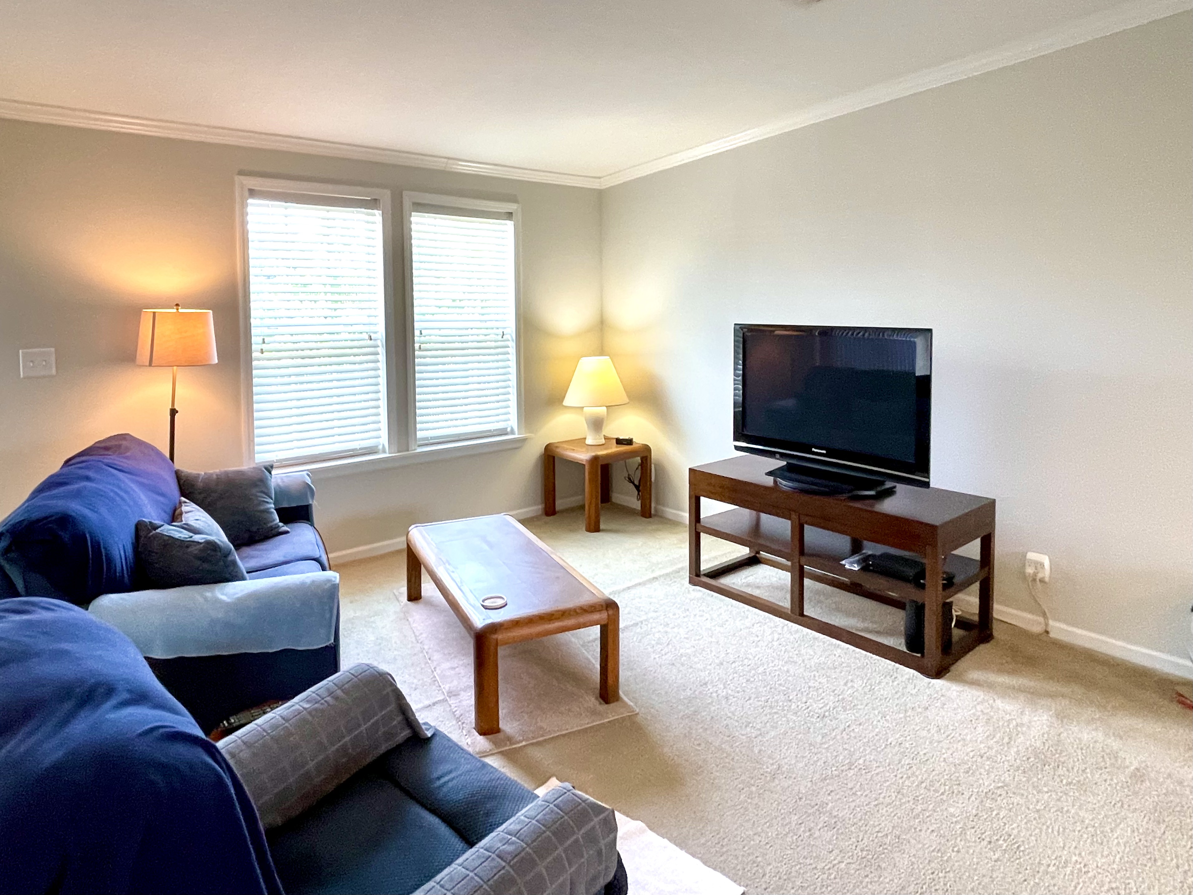 477 Sunset Circle S, Ellenton, Florida 34222, 1 Bedroom Bedrooms, ,2 BathroomsBathrooms,55-Plus Mobile Home,For Sale,Sunset Circle S,4929