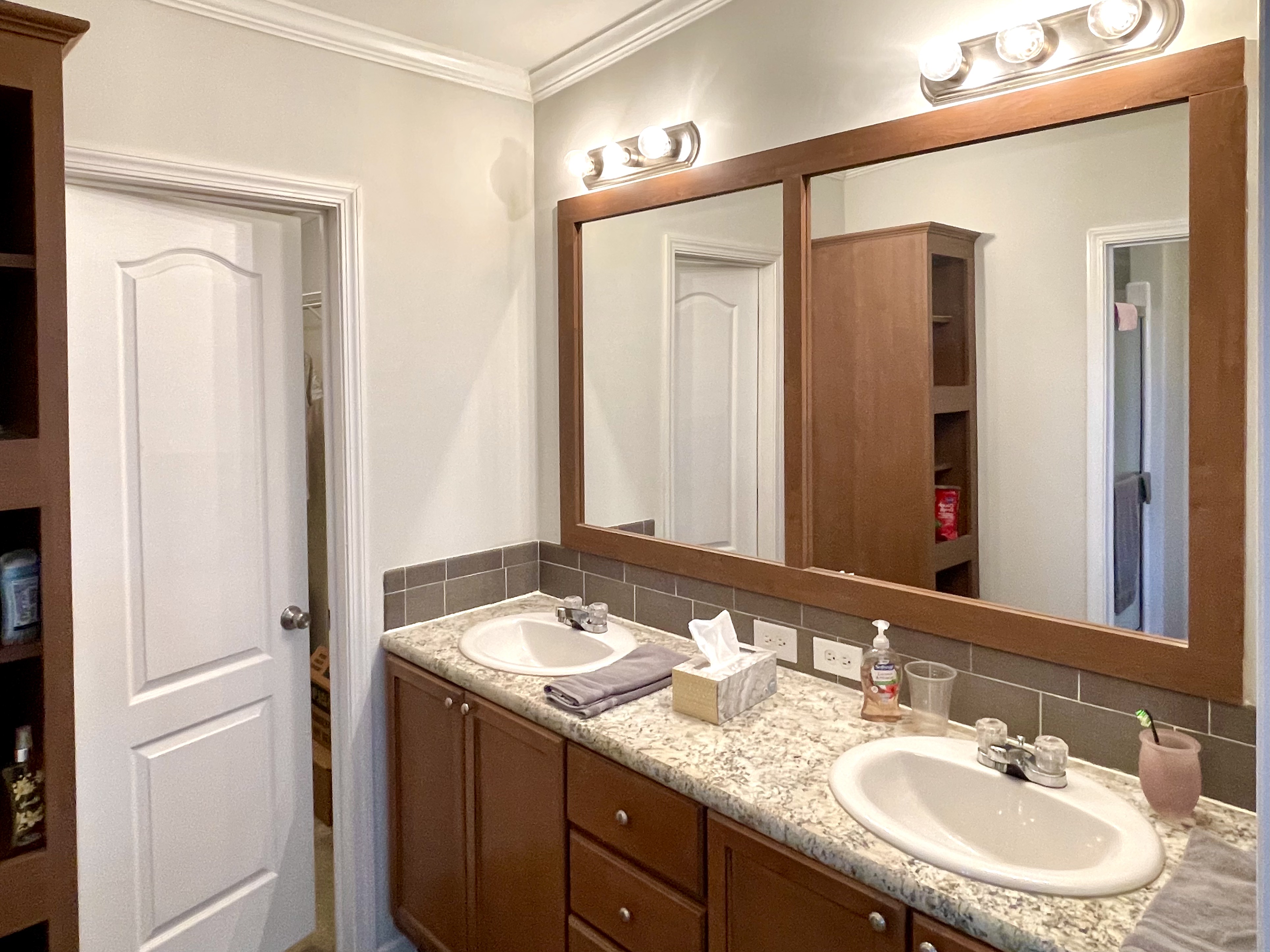 477 Sunset Circle S, Ellenton, Florida 34222, 1 Bedroom Bedrooms, ,2 BathroomsBathrooms,55-Plus Mobile Home,For Sale,Sunset Circle S,4929