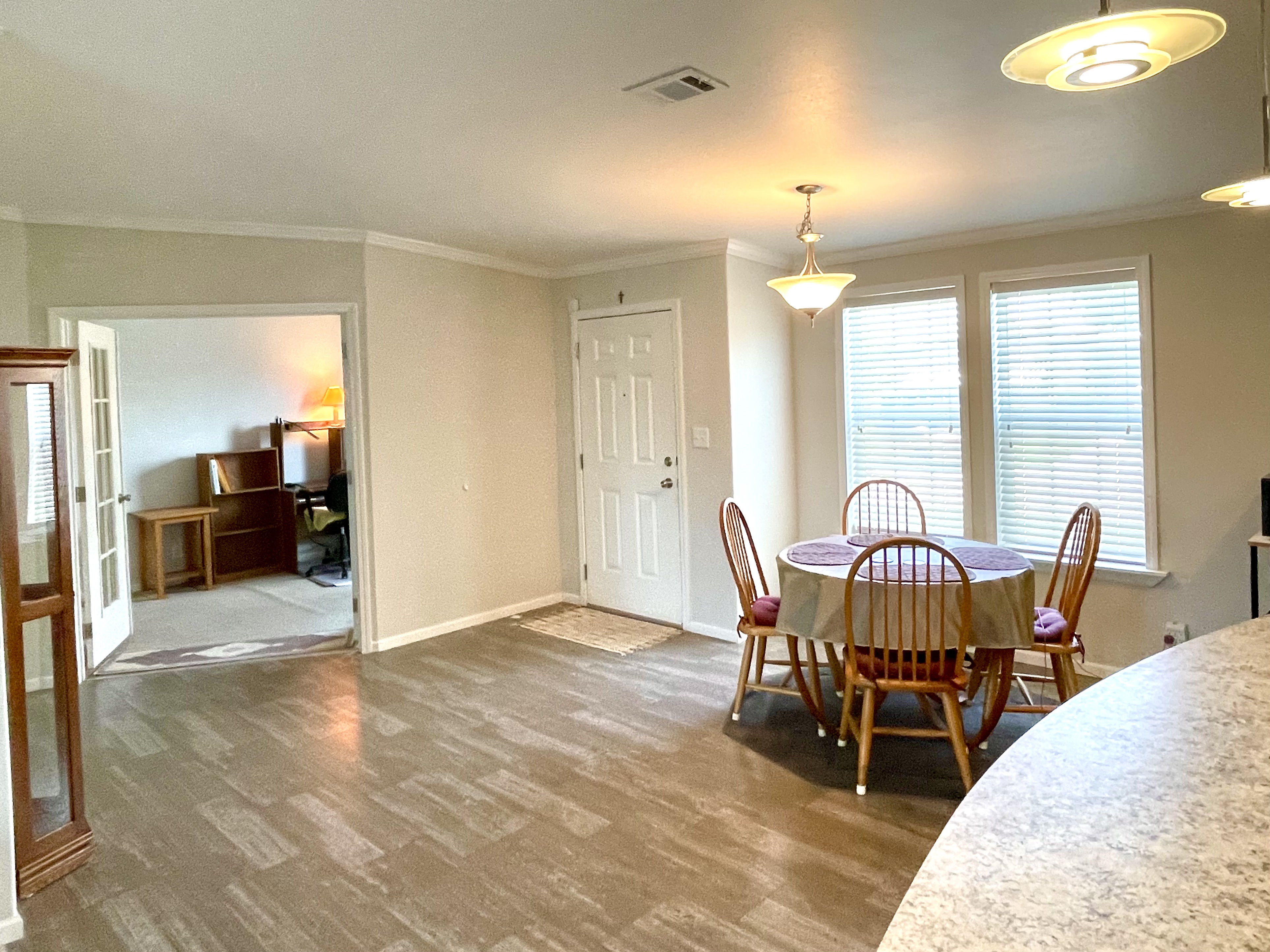 477 Sunset Circle S, Ellenton, Florida 34222, 1 Bedroom Bedrooms, ,2 BathroomsBathrooms,55-Plus Mobile Home,For Sale,Sunset Circle S,4929