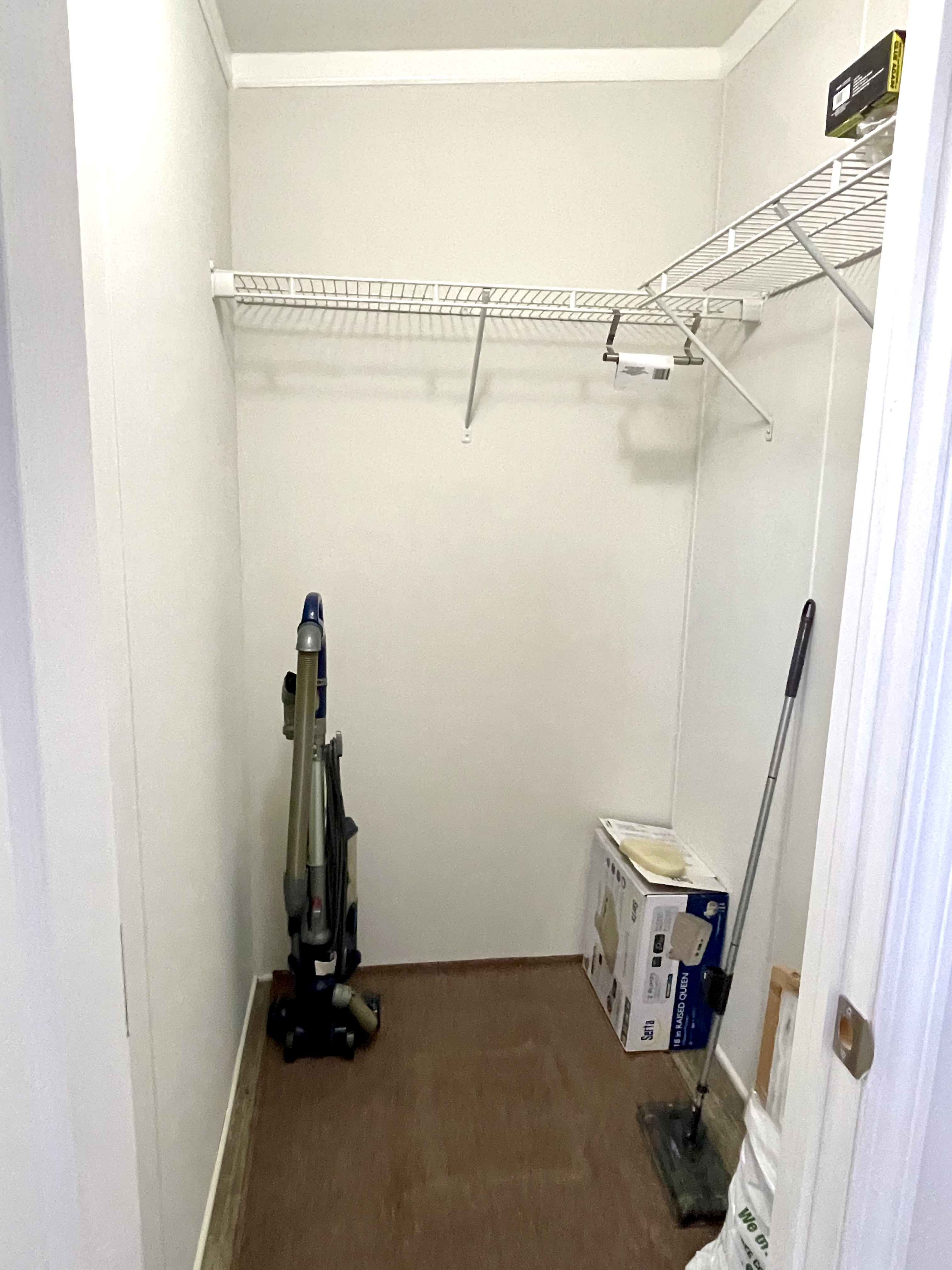 477 Sunset Circle S, Ellenton, Florida 34222, 1 Bedroom Bedrooms, ,2 BathroomsBathrooms,55-Plus Mobile Home,For Sale,Sunset Circle S,4929