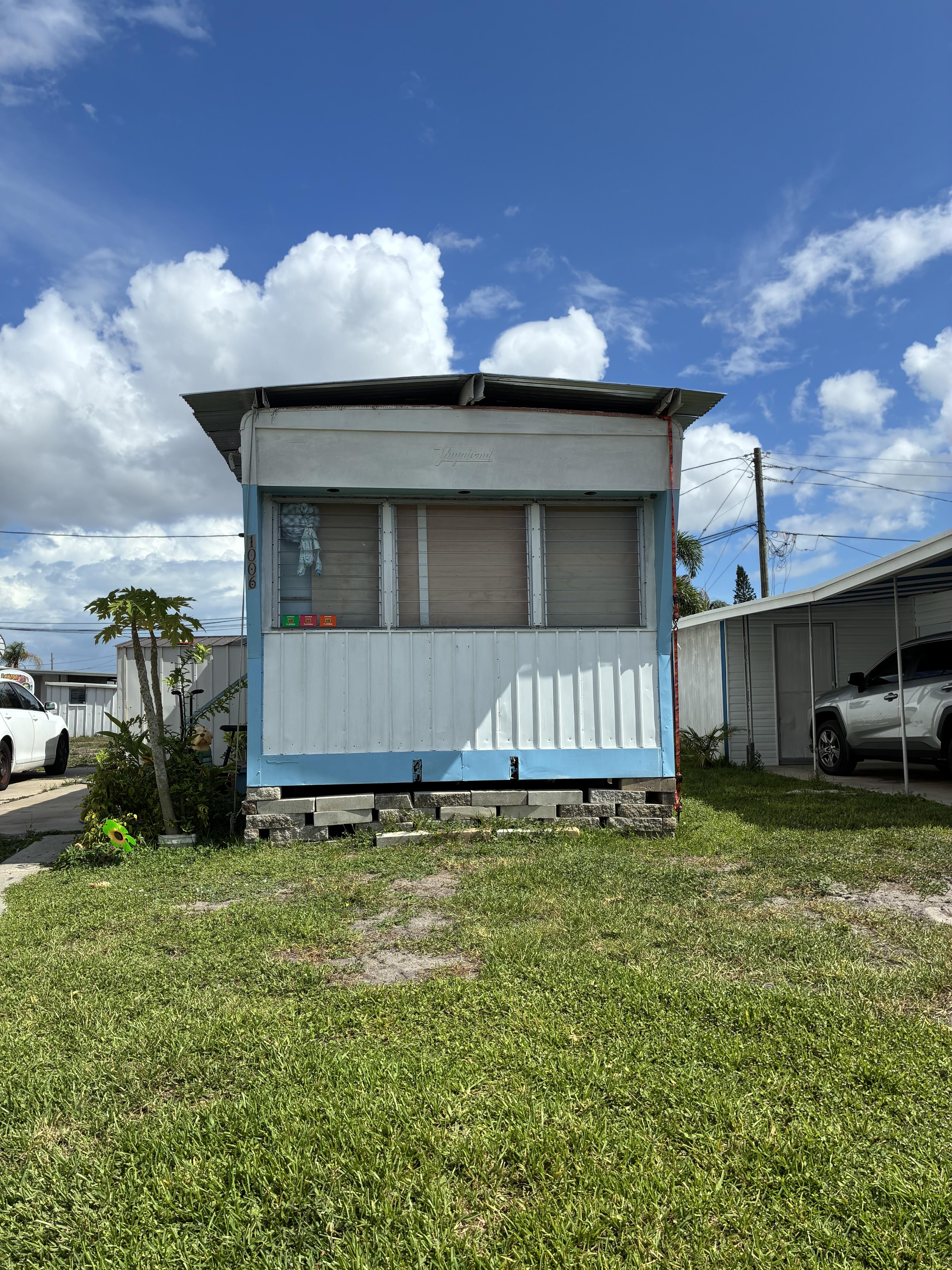 4000 24th St N, Lot 1006, St Petersburg, Florida 33714, 1 Bedroom Bedrooms, ,1 BathroomBathrooms,All - Age Mobile Home,For Sale,24th St N, Lot 1006,4935
