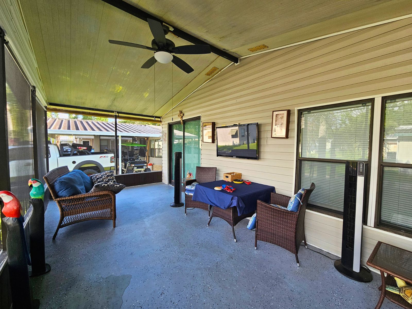 310 Pridgeon St, Lakeland, Florida 33813, 2 Bedrooms Bedrooms, ,2 BathroomsBathrooms,55-Plus Mobile Home,For Sale,Pridgeon St,4940