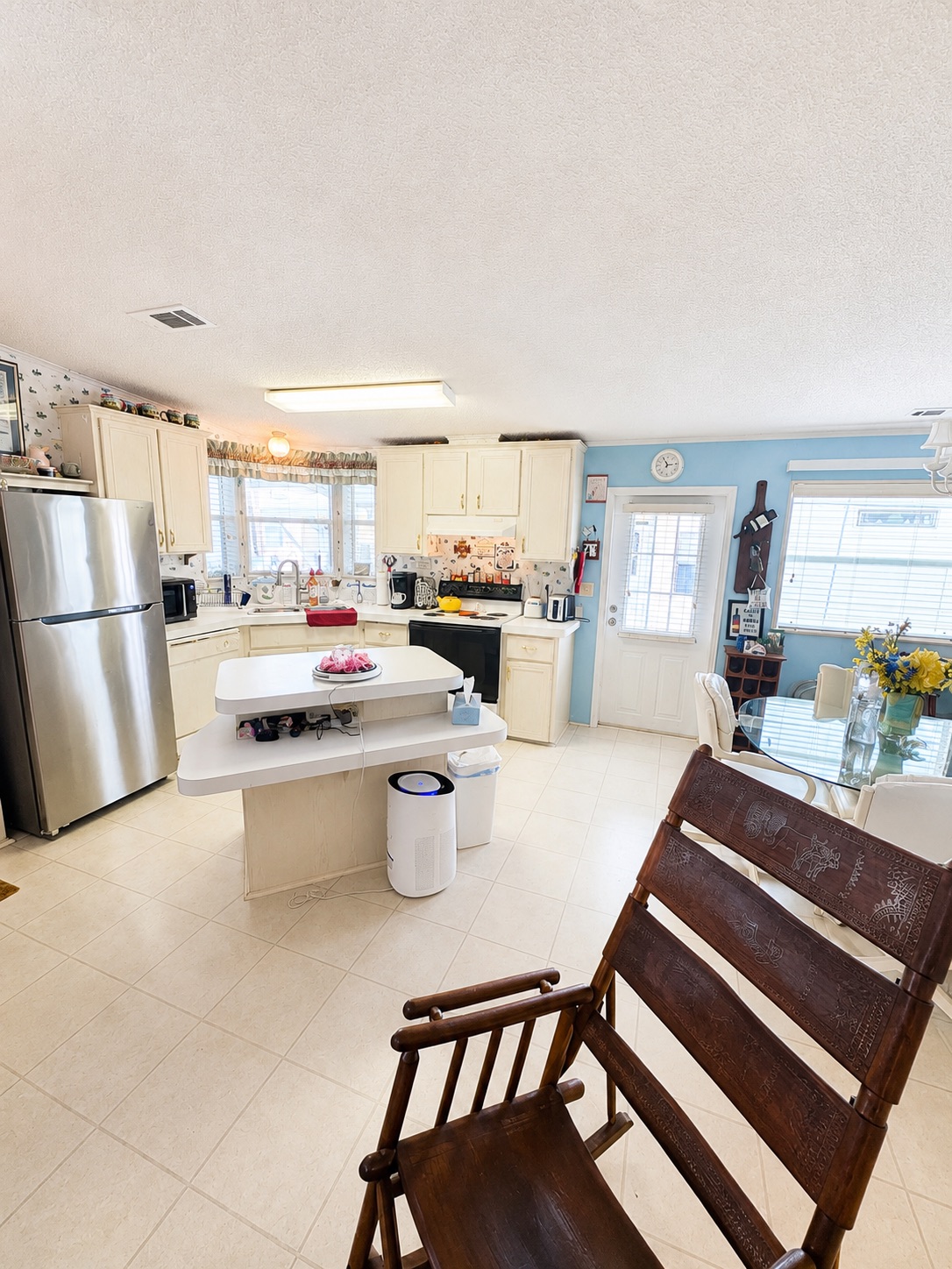 903 52nd Ave Terrace W, Bradenton, Florida 34207, 2 Bedrooms Bedrooms, ,2 BathroomsBathrooms,55-Plus Mobile Home,For Sale,52nd Ave Terrace W,4942