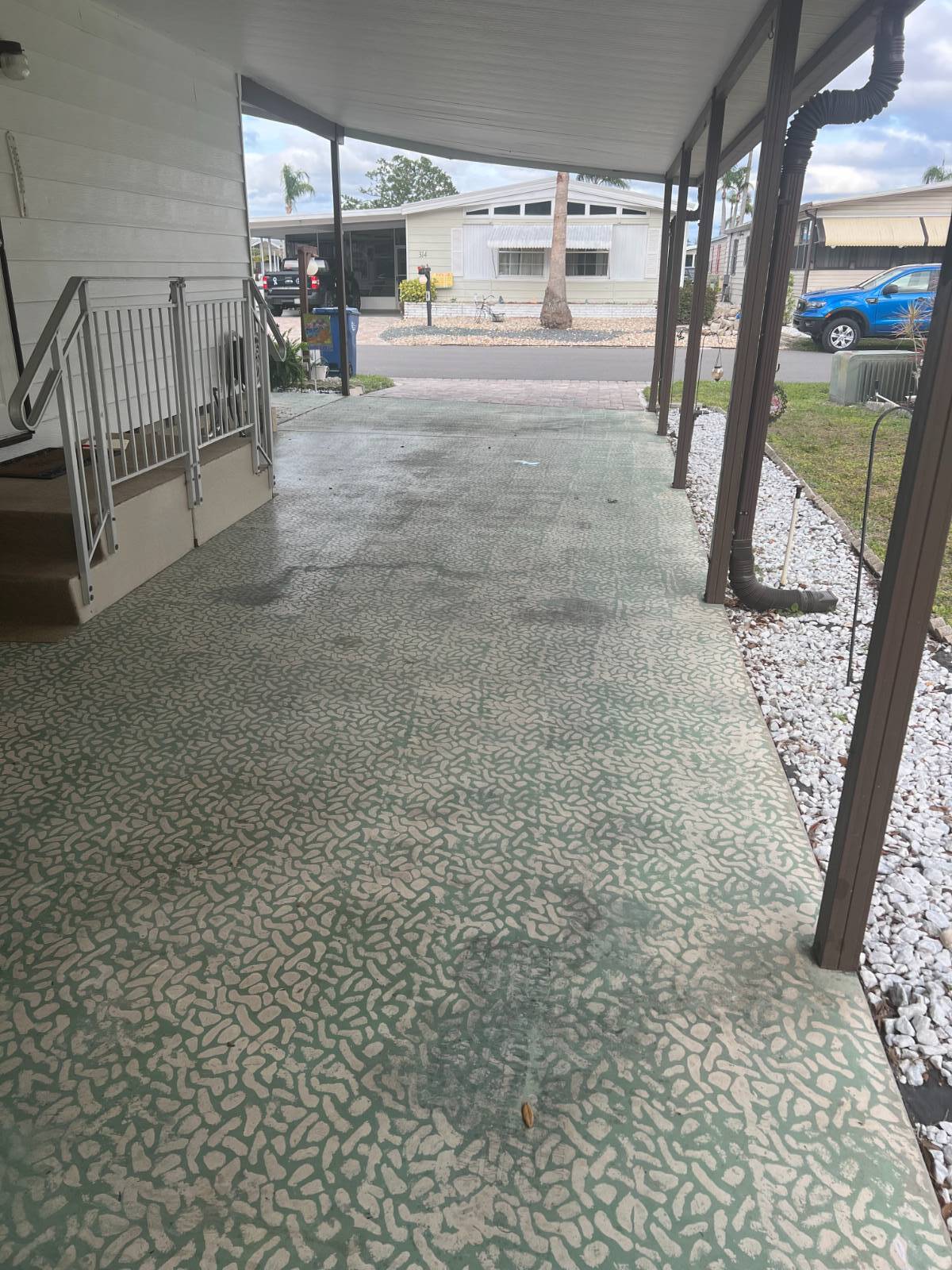 5700 Bayshore Rd, Lot 315, Palmetto, Florida 34221, 2 Bedrooms Bedrooms, ,2 BathroomsBathrooms,55-Plus Mobile Home,For Sale,Bayshore Rd, Lot 315,4943