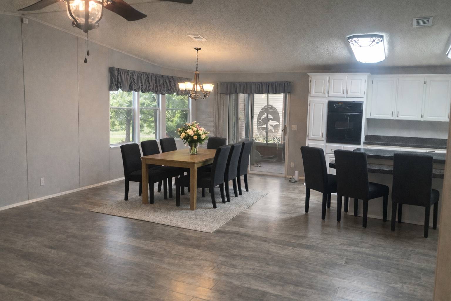 10005 King Oak Dr, Riverview, Florida 33569, 2 Bedrooms Bedrooms, ,2 BathroomsBathrooms,55-Plus Mobile Home,For Sale,King Oak Dr,4946