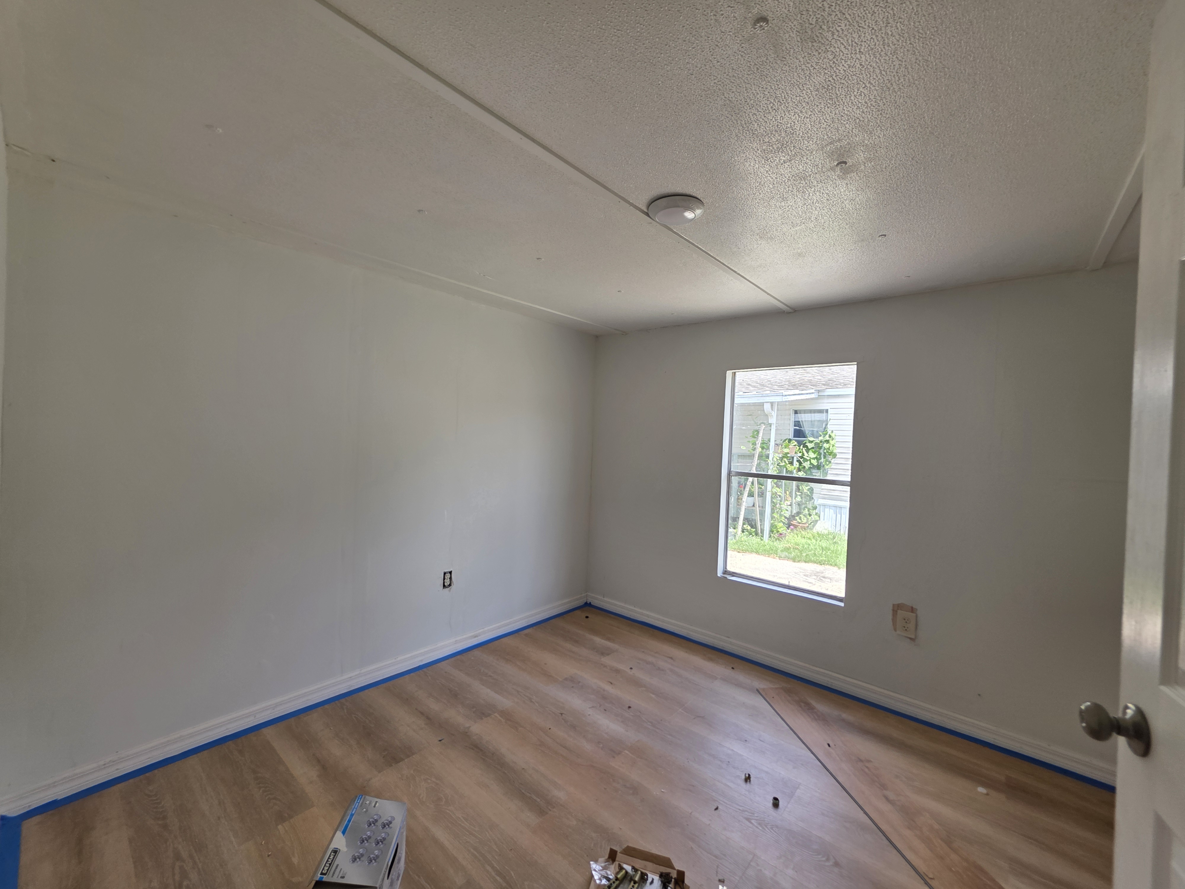 1200 N Davis Ave, Lot 19, Lakeland, Florida 33805, 3 Bedrooms Bedrooms, ,1 BathroomBathrooms,All - Age Mobile Home,For Sale,N Davis Ave, Lot 19,4947