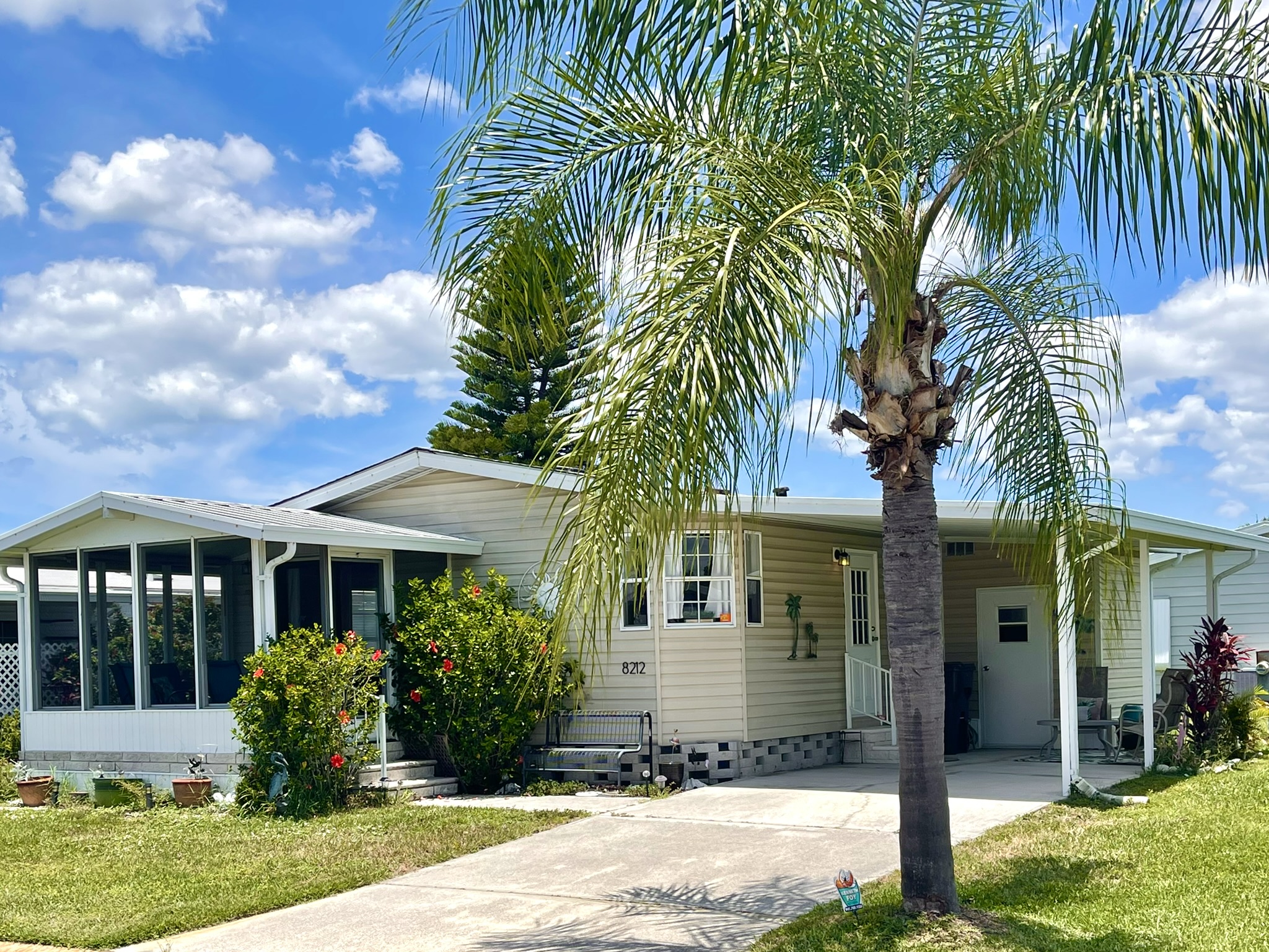 8212 Lemonwood Drive North, Ellenton, Florida 34222, 2 Bedrooms Bedrooms, ,2 BathroomsBathrooms,55-Plus Mobile Home,For Sale,Lemonwood Drive North,4951