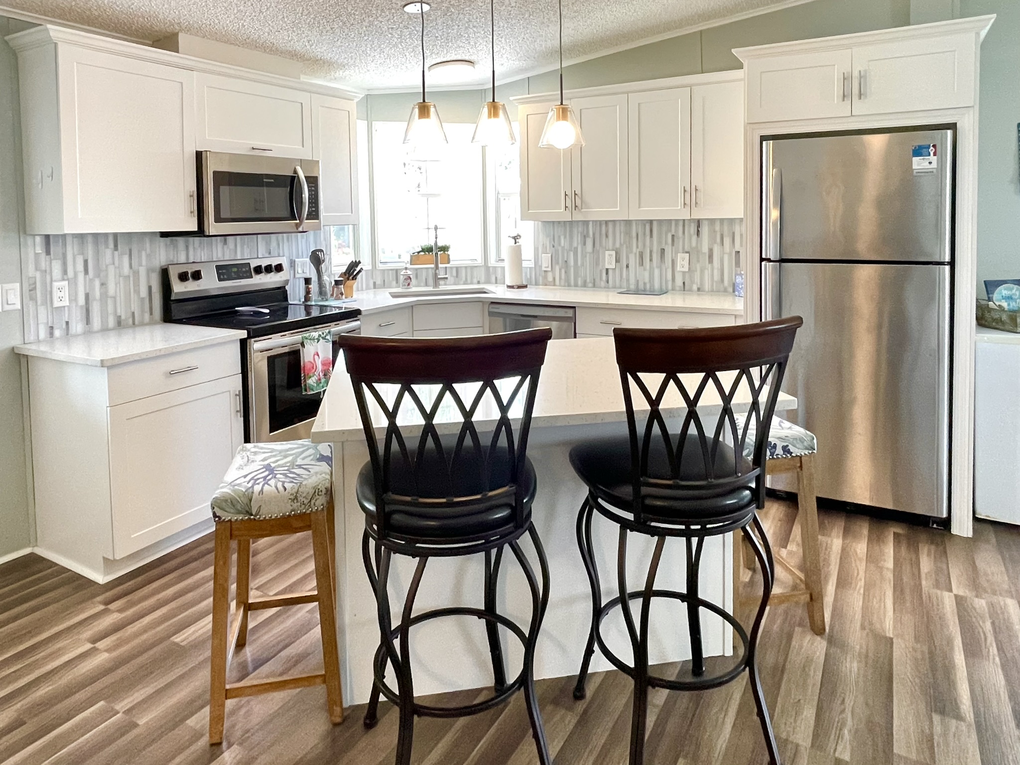 8212 Lemonwood Drive North, Ellenton, Florida 34222, 2 Bedrooms Bedrooms, ,2 BathroomsBathrooms,55-Plus Mobile Home,For Sale,Lemonwood Drive North,4951