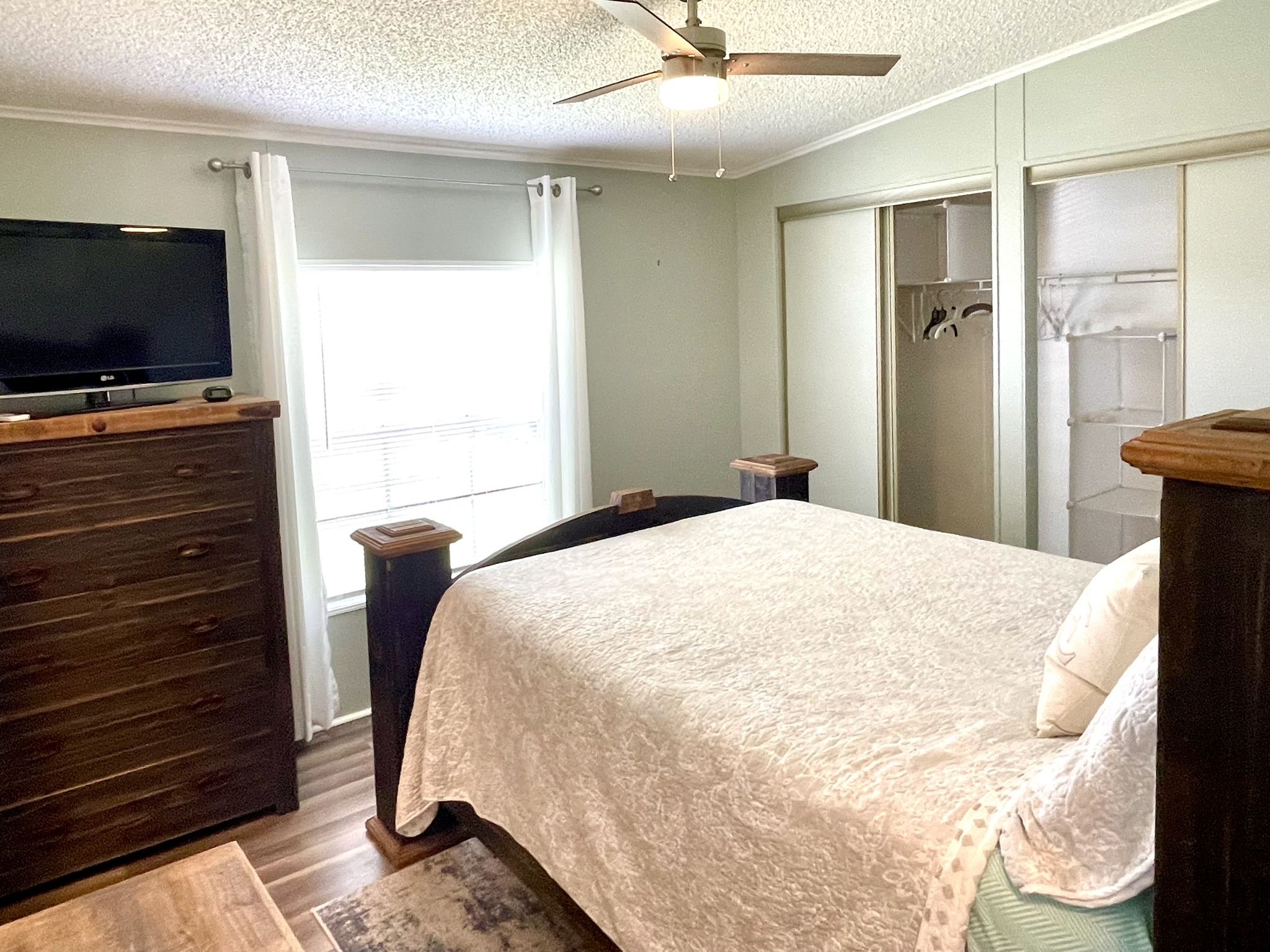 8212 Lemonwood Drive North, Ellenton, Florida 34222, 2 Bedrooms Bedrooms, ,2 BathroomsBathrooms,55-Plus Mobile Home,For Sale,Lemonwood Drive North,4951