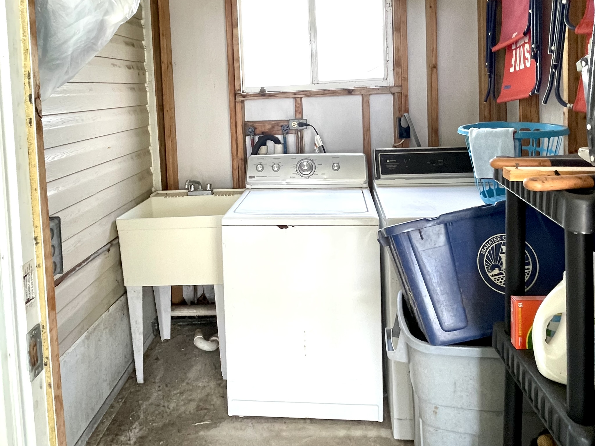 8212 Lemonwood Drive North, Ellenton, Florida 34222, 2 Bedrooms Bedrooms, ,2 BathroomsBathrooms,55-Plus Mobile Home,For Sale,Lemonwood Drive North,4951