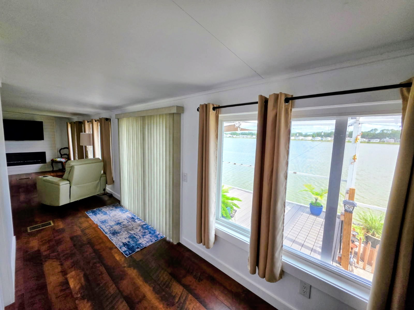 6633 53rd Ave E, Lot C13, Bradenton, Florida 34203, 1 Bedroom Bedrooms, ,1 BathroomBathrooms,55-Plus Mobile Home,For Sale,53rd Ave E, Lot C13,4957