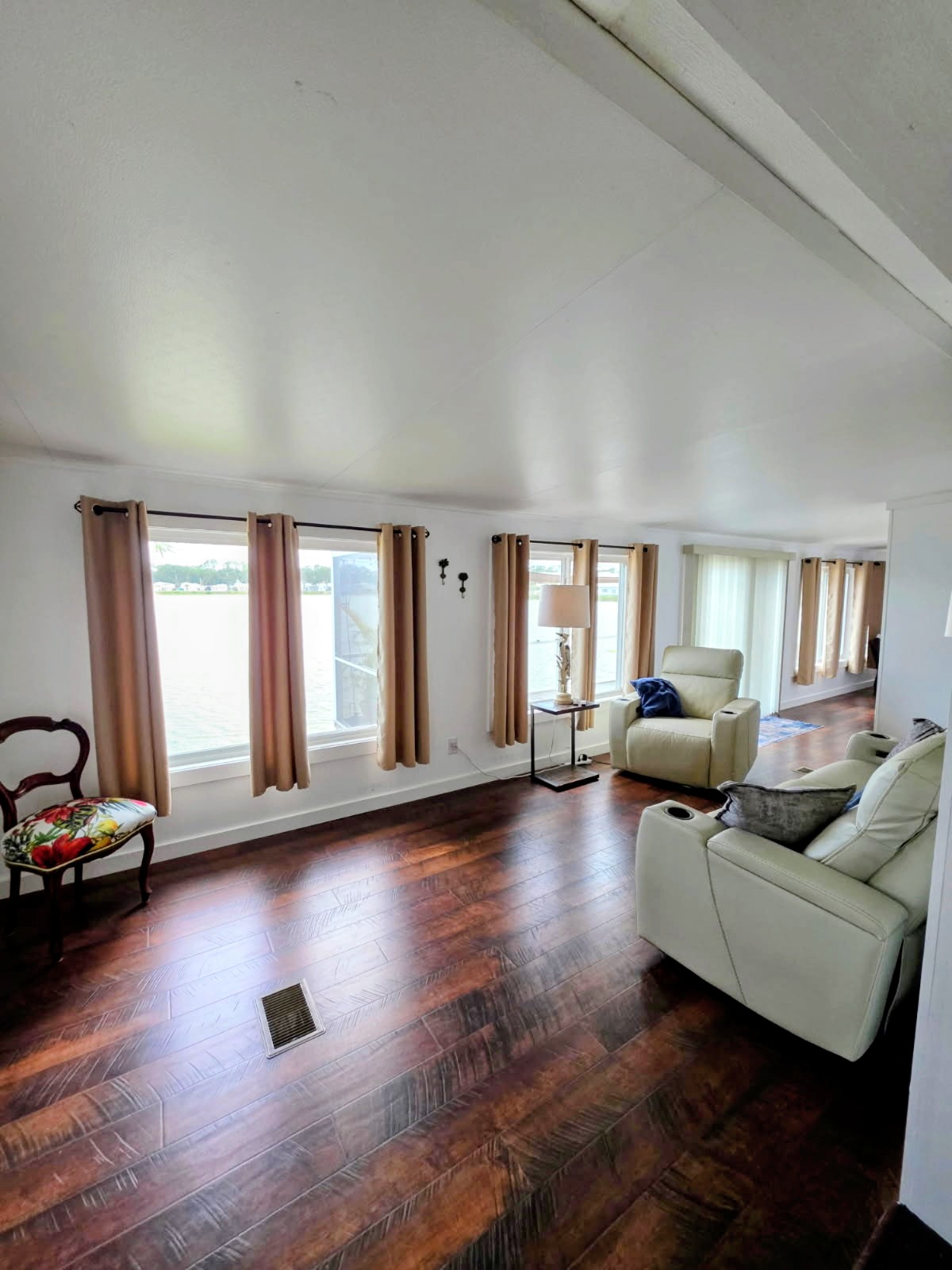6633 53rd Ave E, Lot C13, Bradenton, Florida 34203, 1 Bedroom Bedrooms, ,1 BathroomBathrooms,55-Plus Mobile Home,For Sale,53rd Ave E, Lot C13,4957