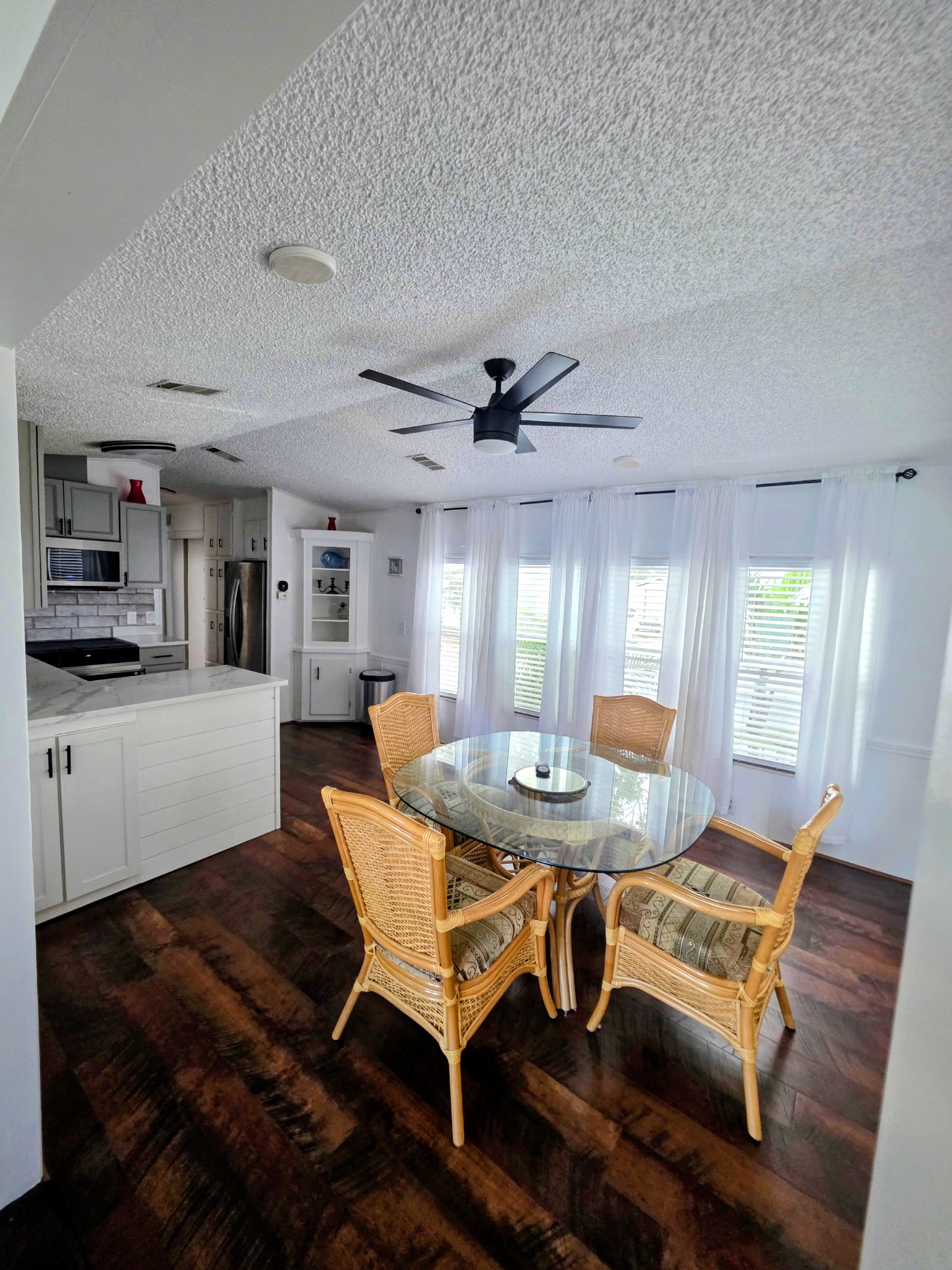 6633 53rd Ave E, Lot C13, Bradenton, Florida 34203, 1 Bedroom Bedrooms, ,1 BathroomBathrooms,55-Plus Mobile Home,For Sale,53rd Ave E, Lot C13,4957