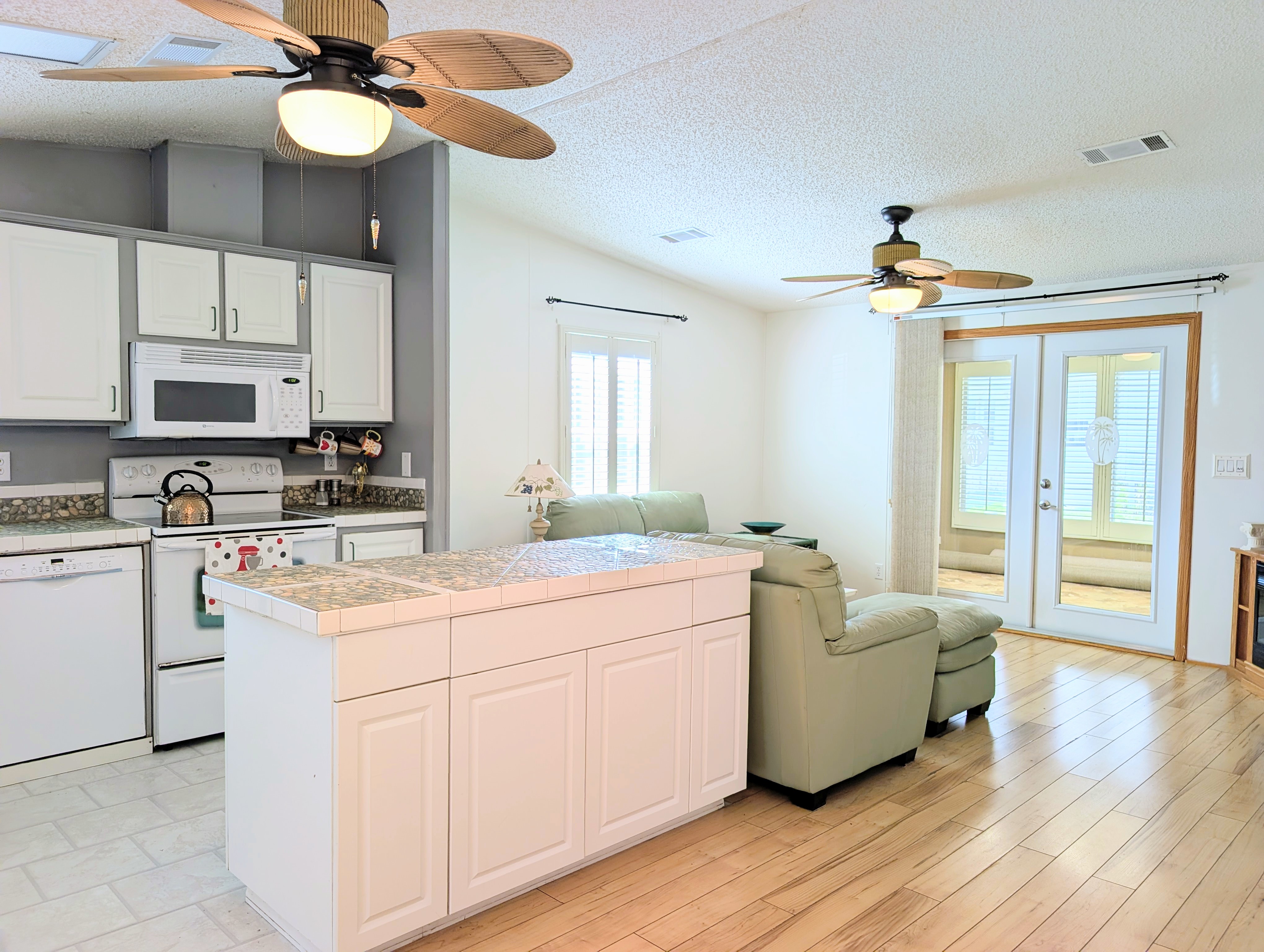 9905 Cape Haze Circle, Parrish, Florida 34209, 2 Bedrooms Bedrooms, ,2 BathroomsBathrooms,55-Plus Mobile Home,For Sale,Cape Haze Circle,4961