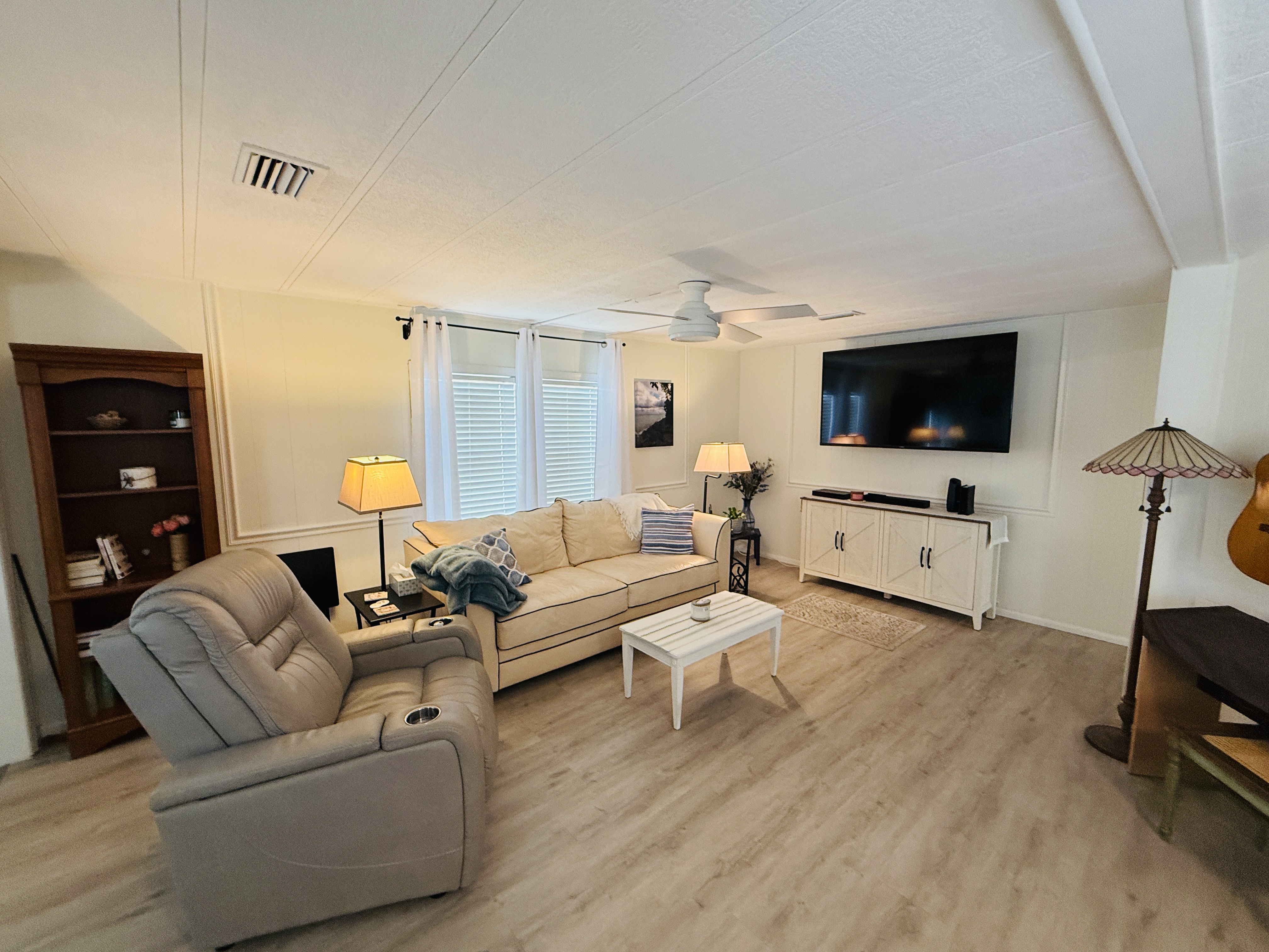 3113 St Rd 580, Lot 282, Safety Harbor, Florida 34695, 2 Bedrooms Bedrooms, ,2 BathroomsBathrooms,55-Plus Mobile Home,For Sale,St Rd 580, Lot 282,4965